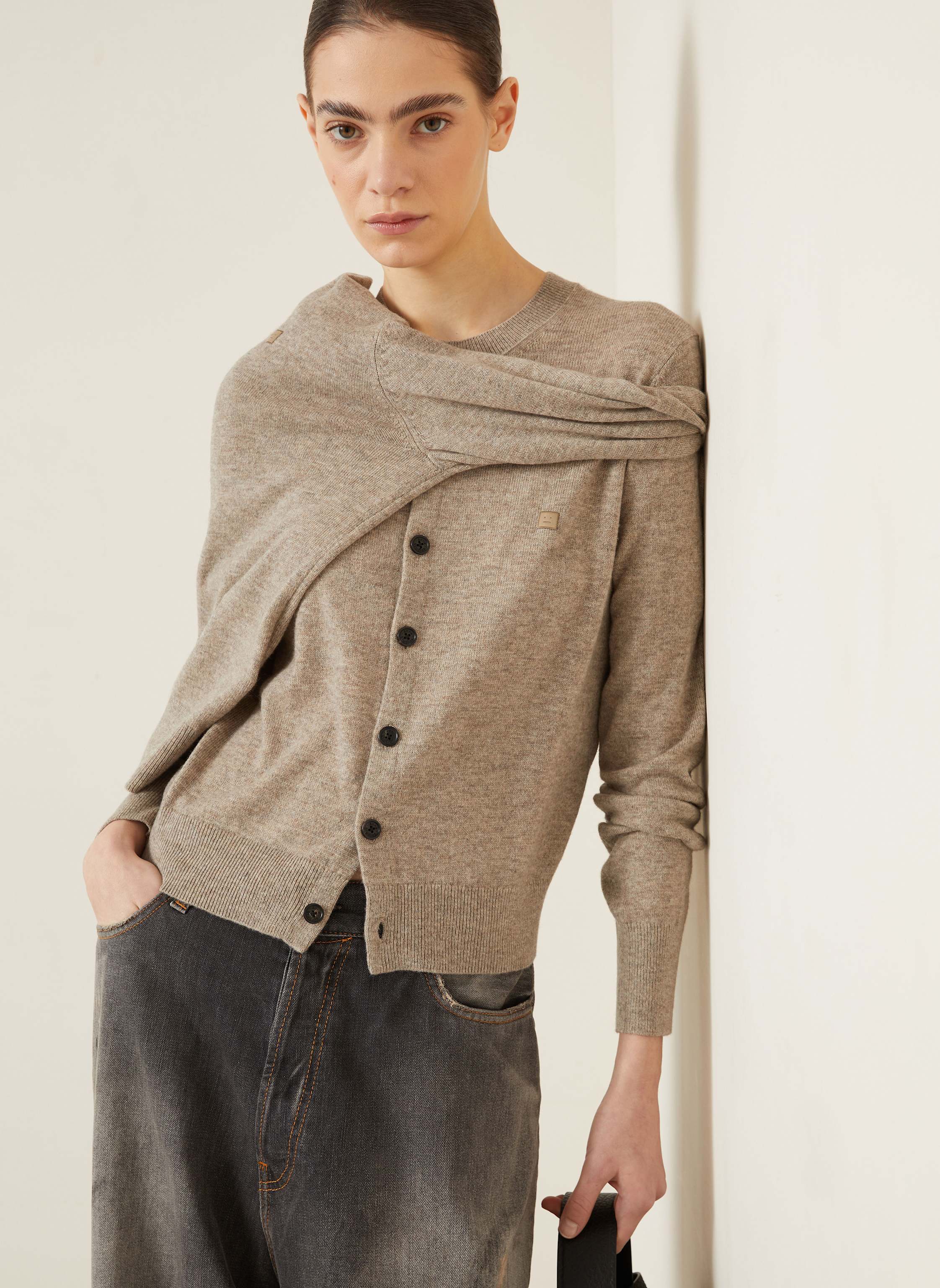 Thumbnail - Acne Studios Strickjacke beige