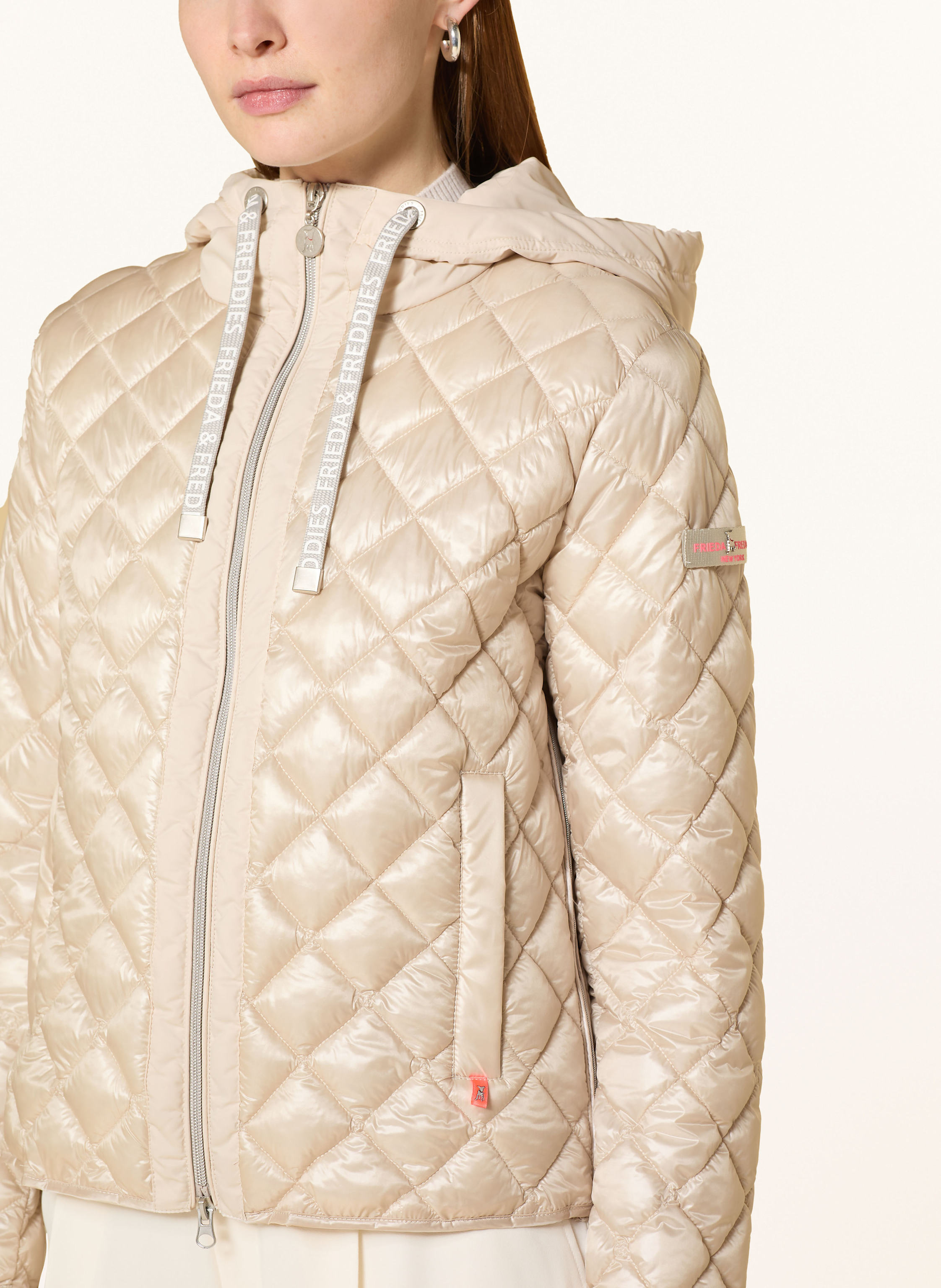 Thumbnail - Frieda & Freddies Steppjacke Yosie weiss