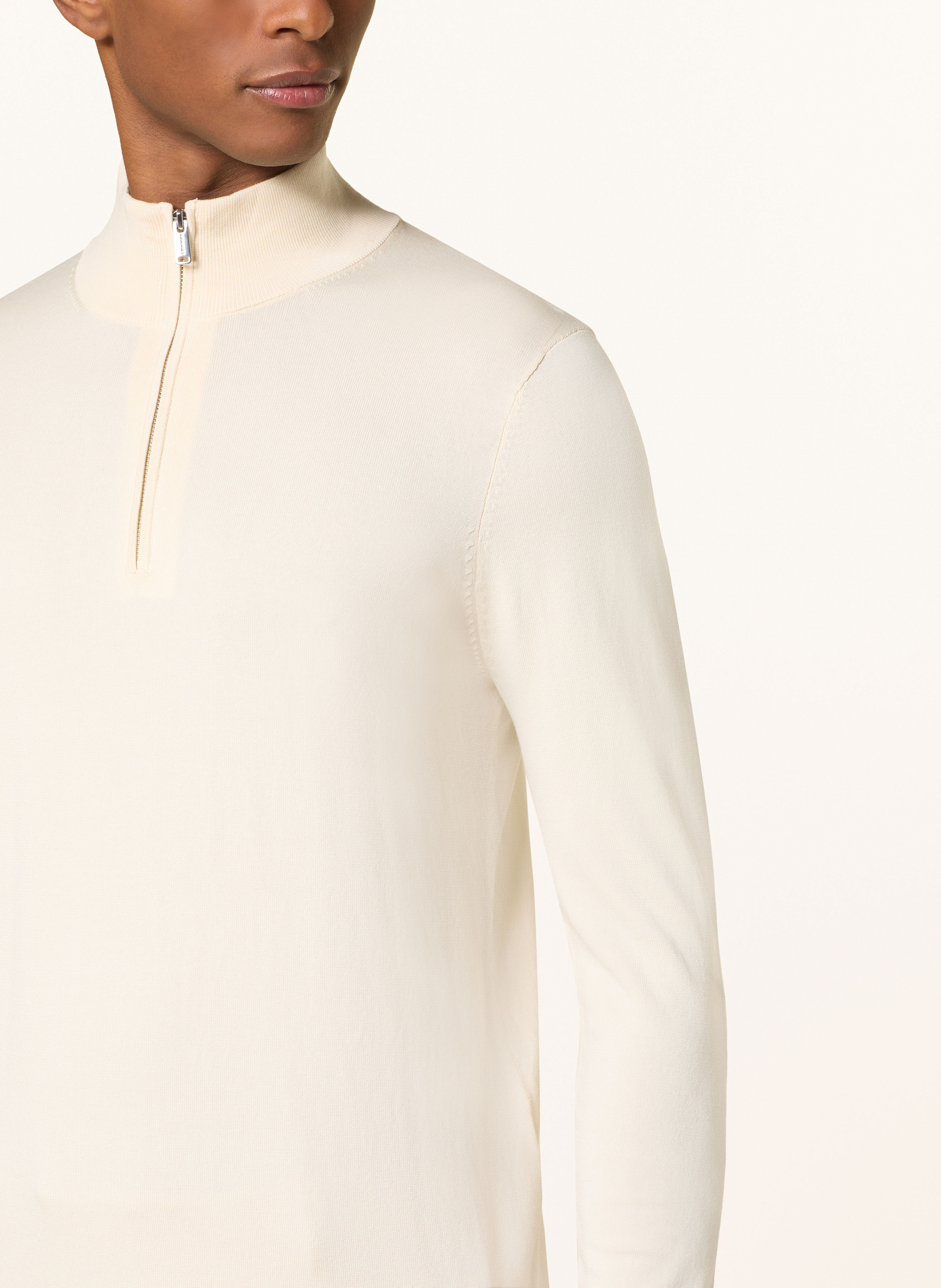 Thumbnail - Profuomo Troyer weiss