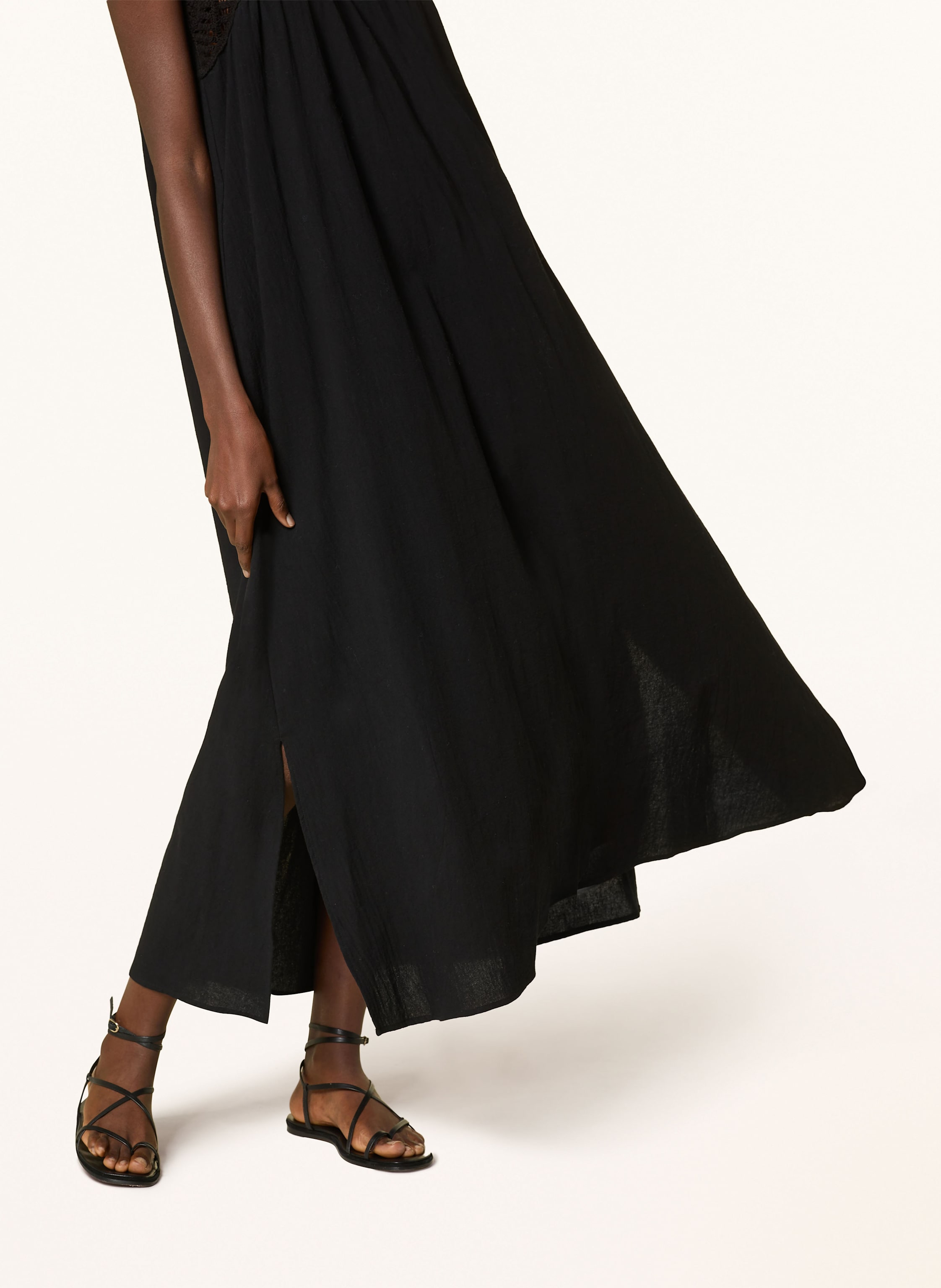 Thumbnail - Hemisphere Kleid Im Materialmix schwarz