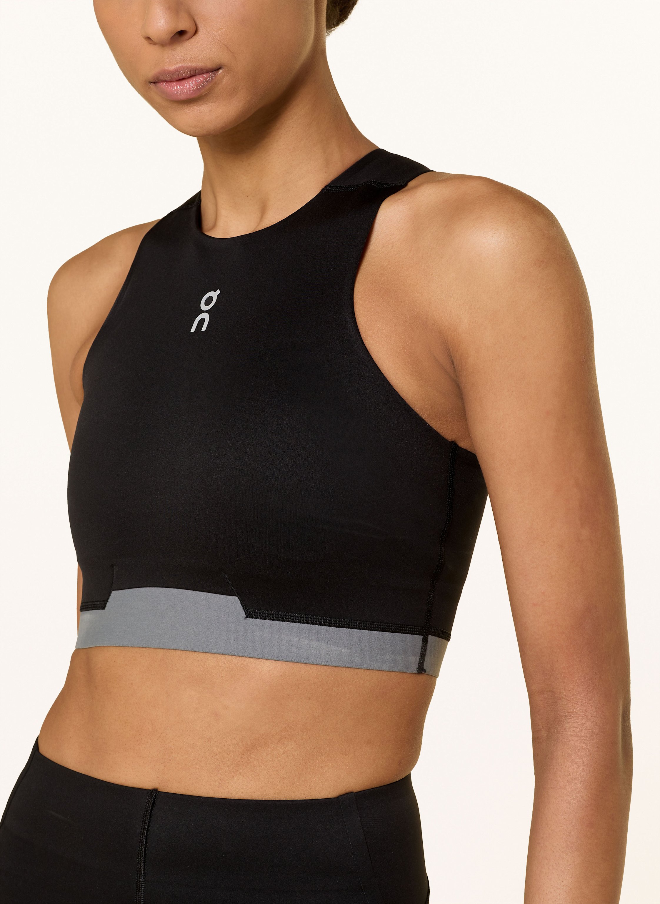 Thumbnail - On Cropped-Top Train schwarz