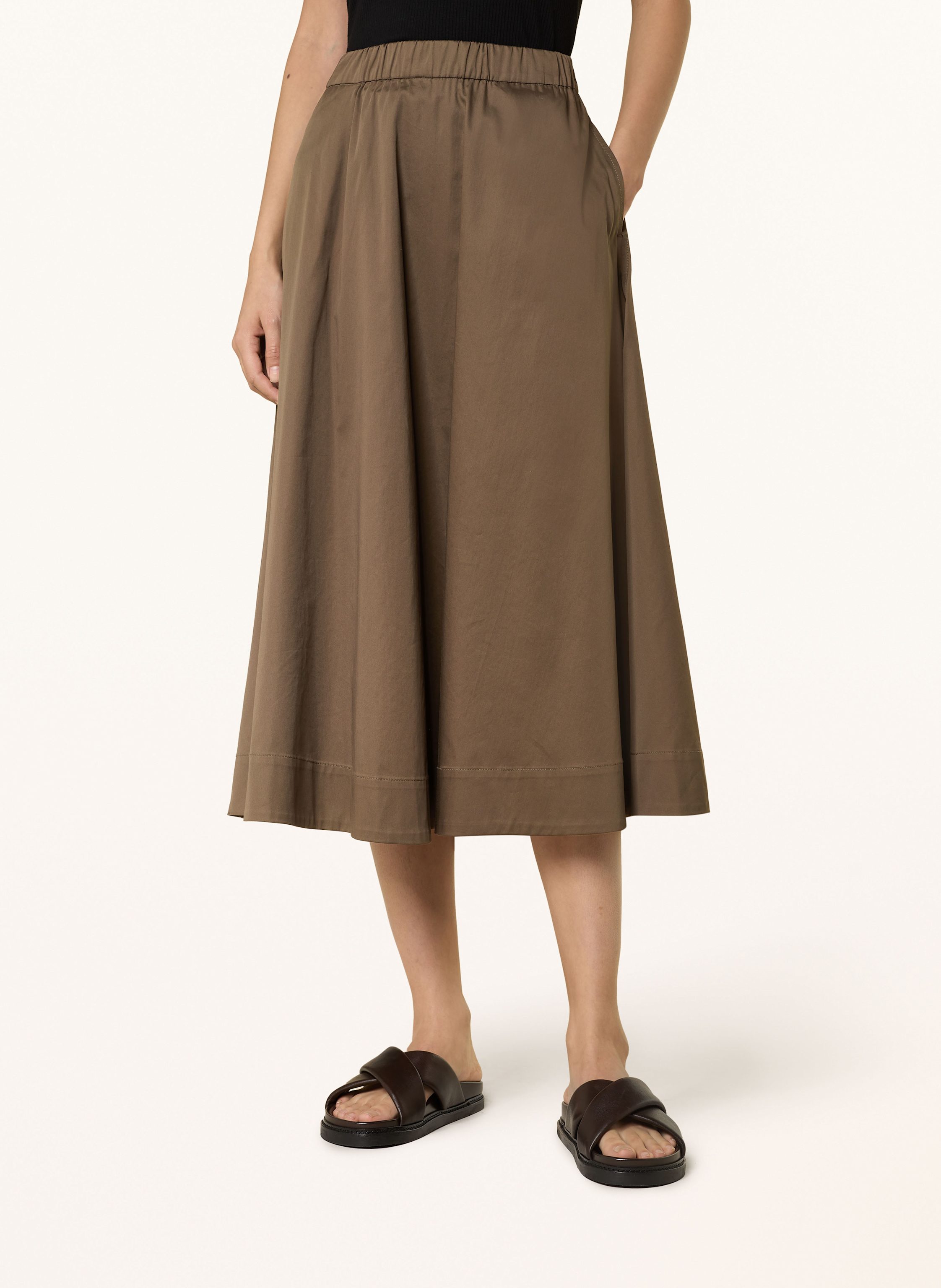 Thumbnail - Comma Rock braun