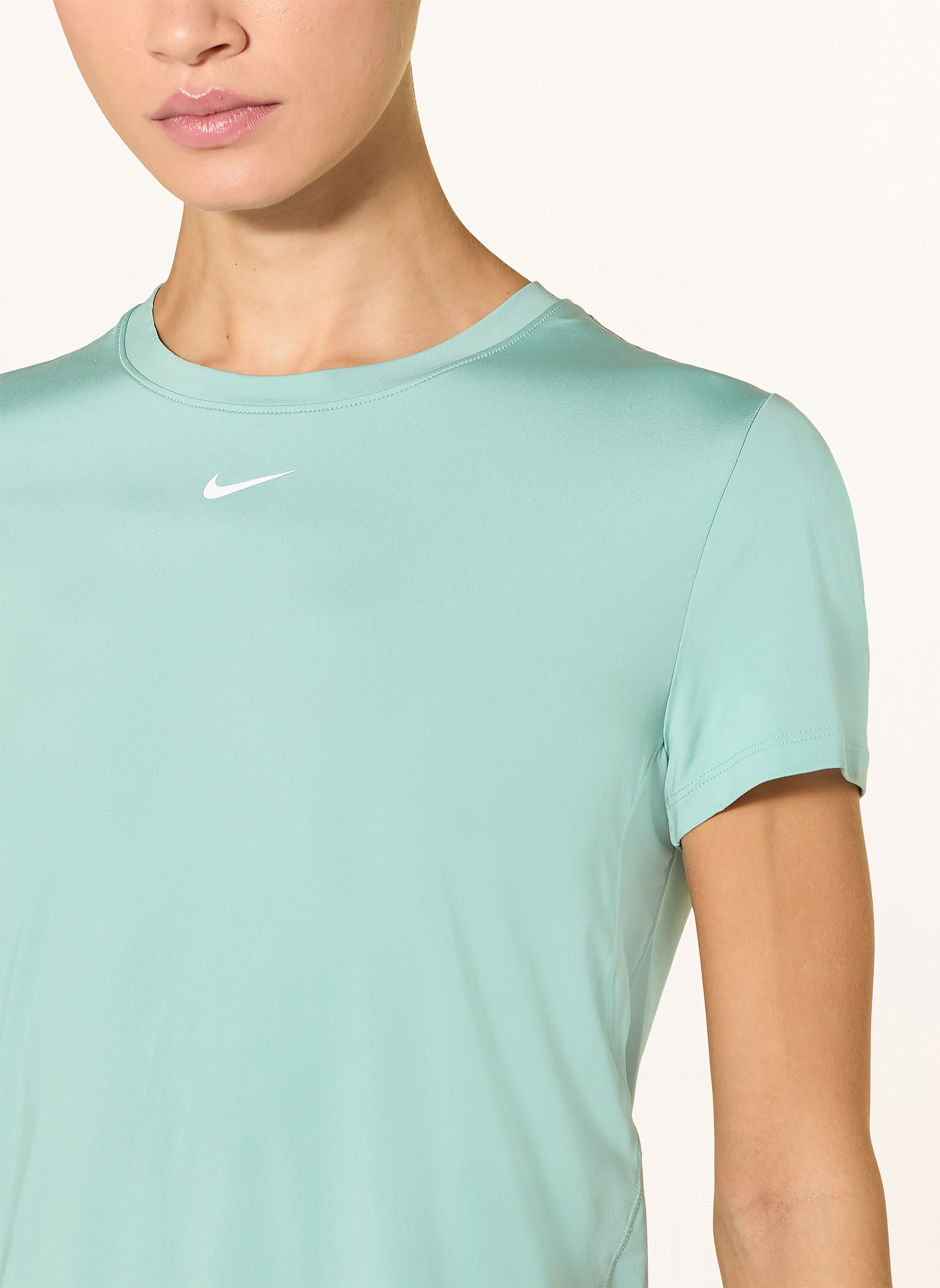 Thumbnail - Nike T-Shirt One Classic gruen