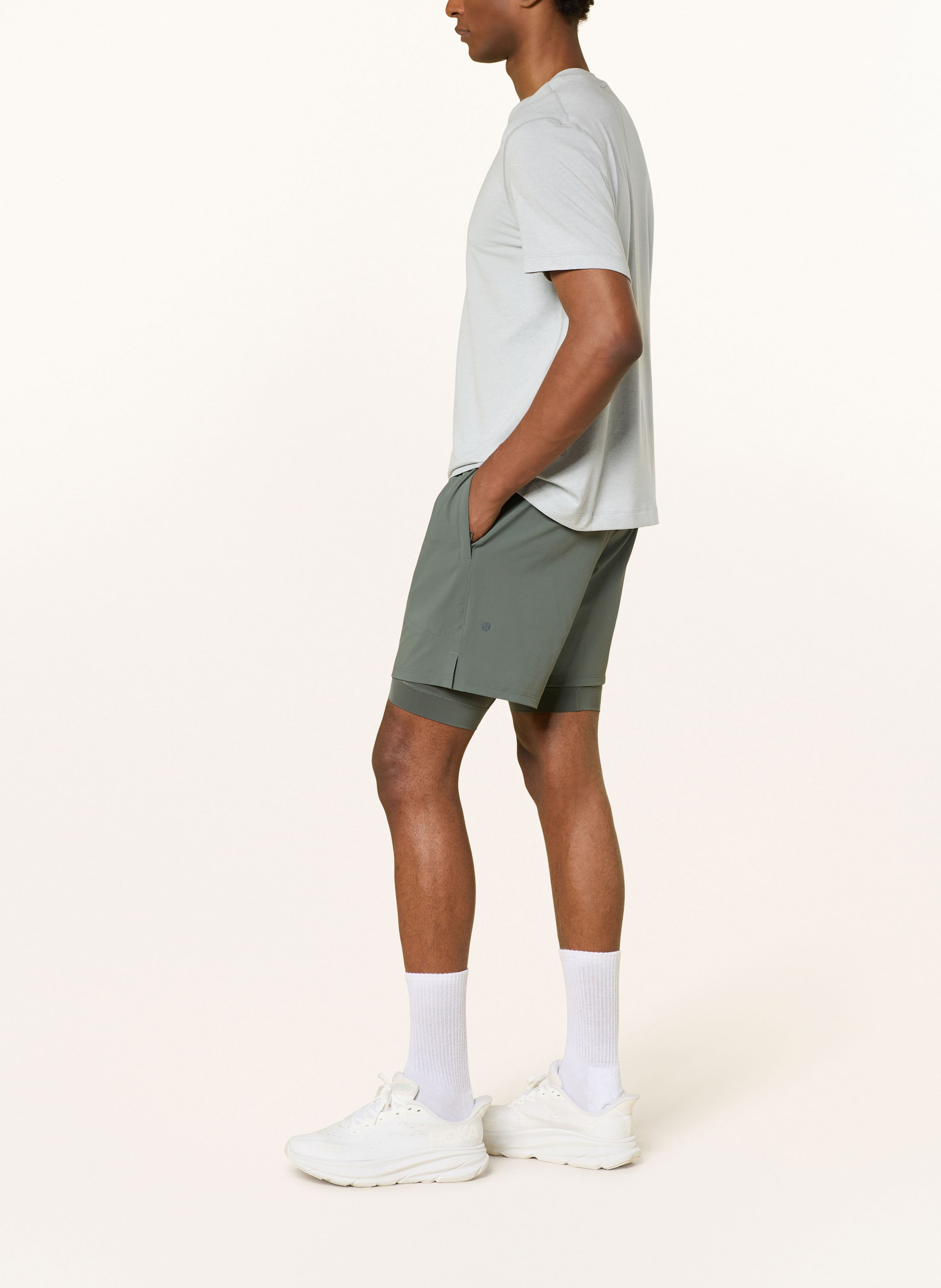 Thumbnail - Lululemon 2-In-1-Trainingsshorts License To Train 7in gruen