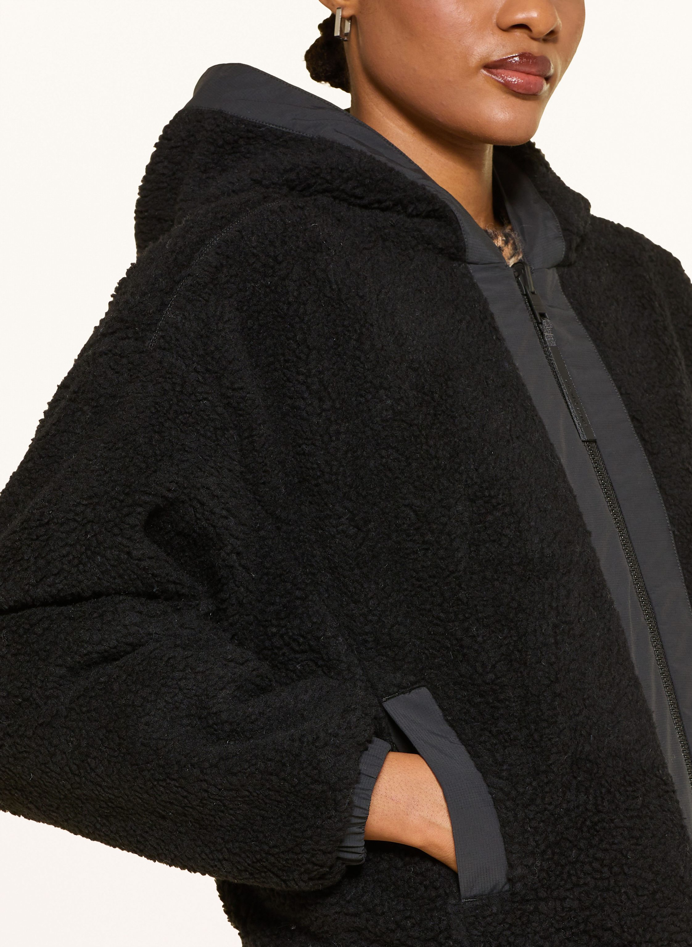 Thumbnail - Canada Goose Jacke Alberni Zum Wenden schwarz