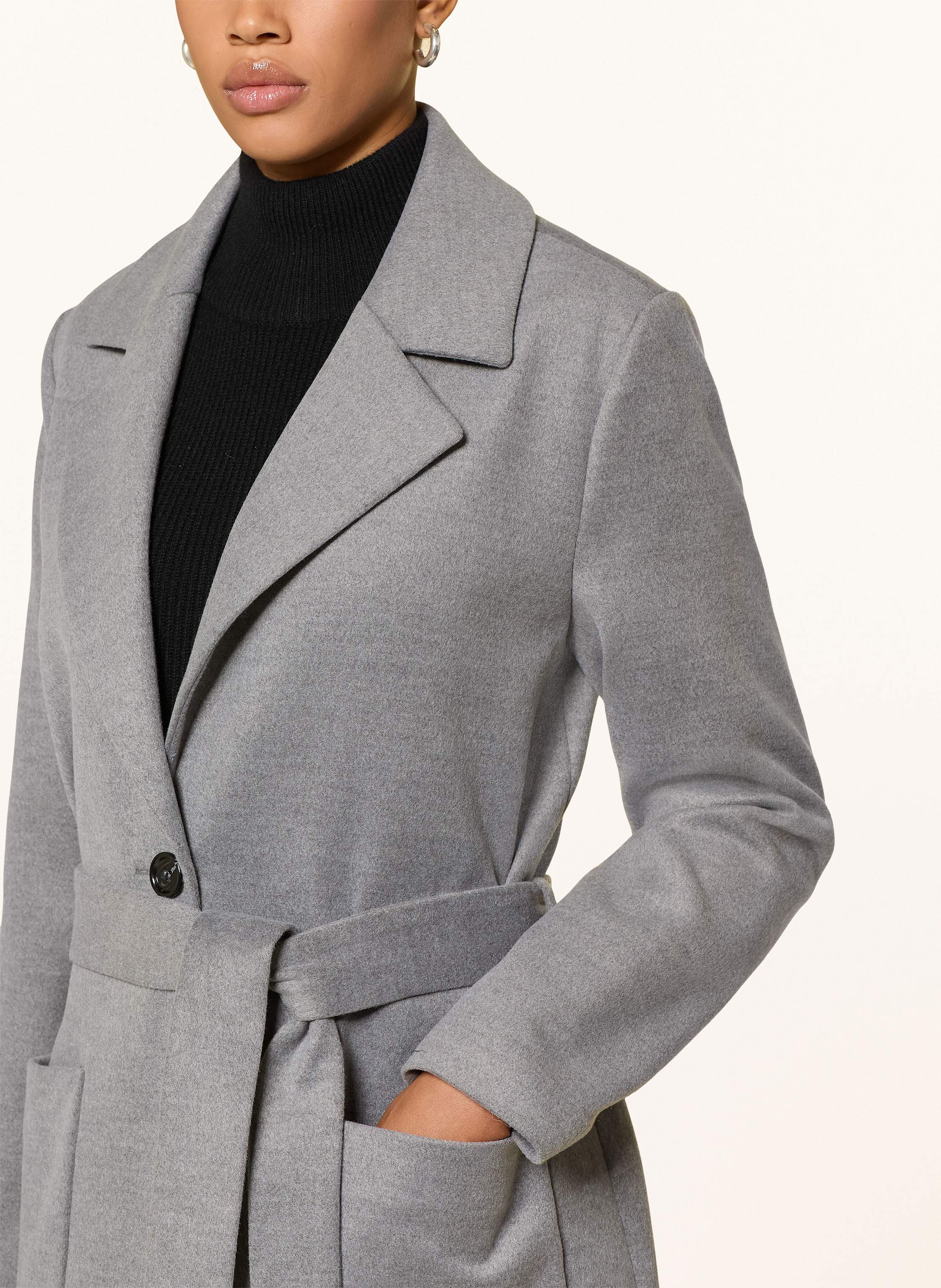 Thumbnail - More & More Mantel grau