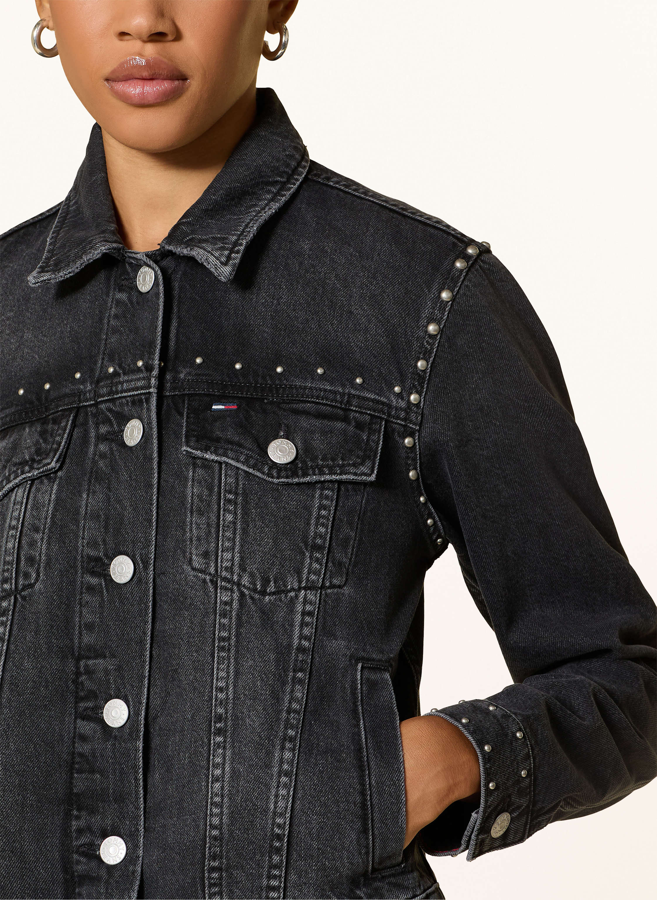 Thumbnail - Tommy Jeans Jeansjacke Mit Nieten schwarz