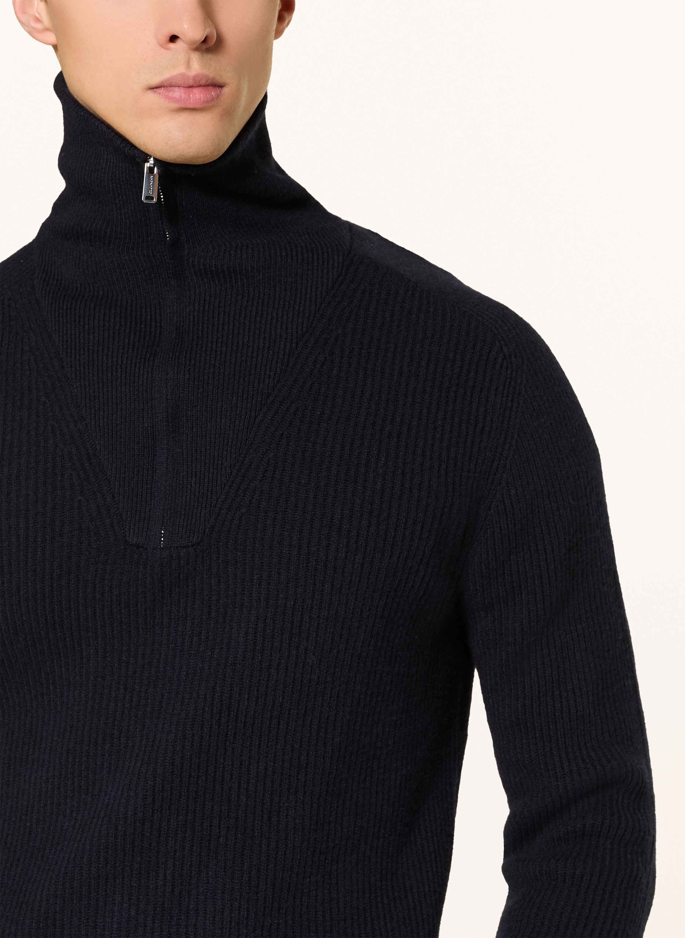 Thumbnail - Profuomo Troyer blau