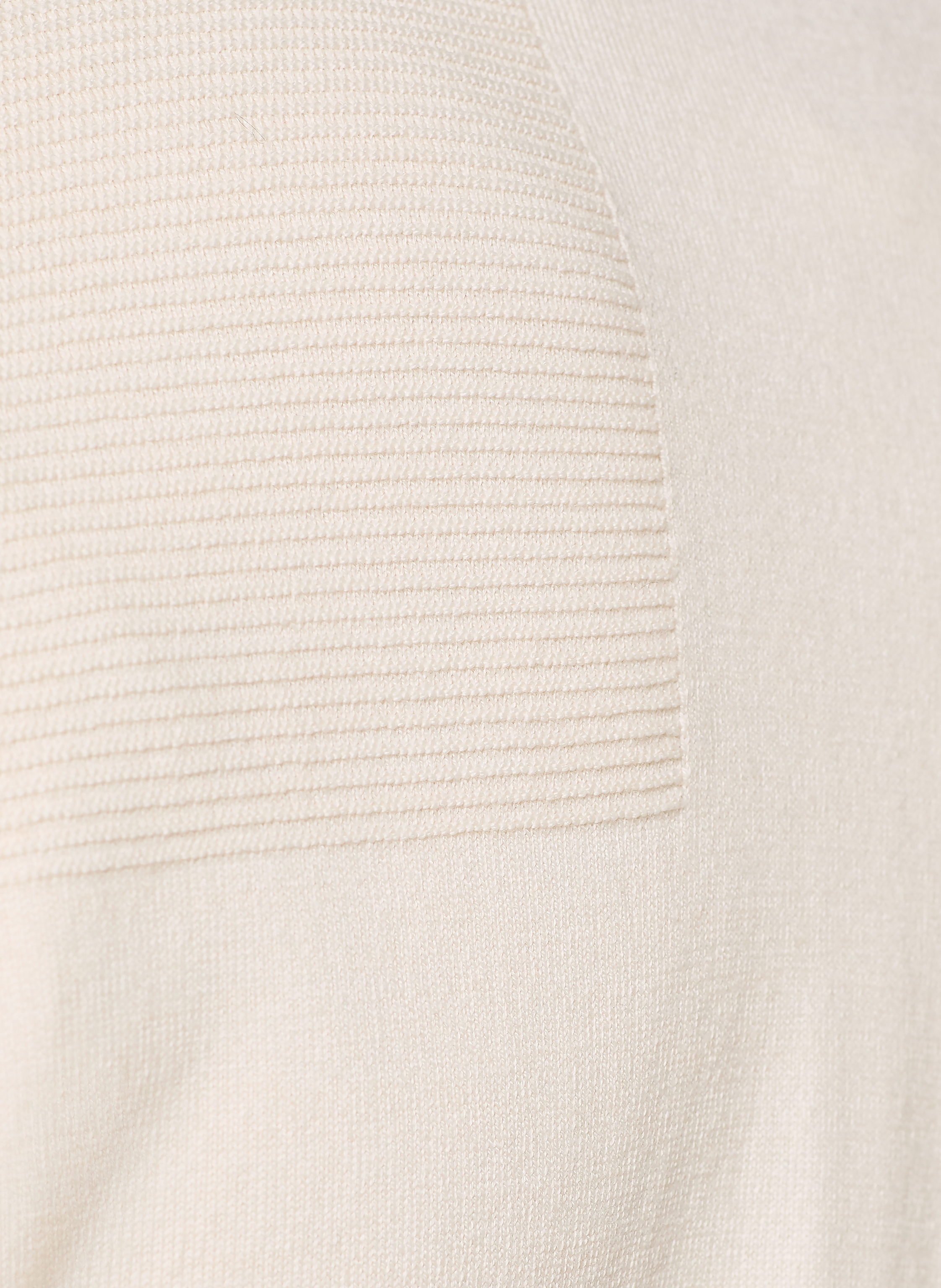 Thumbnail - Boss Troyer Momentum weiss