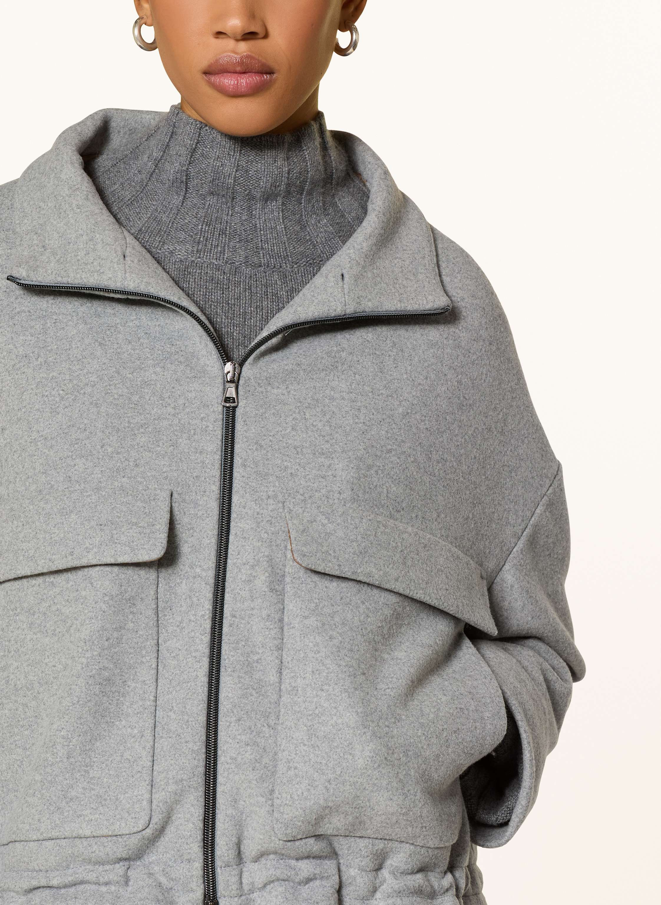 Thumbnail - Pamela Henson Jacke Mit Abnehmbarem Kunstfell grau