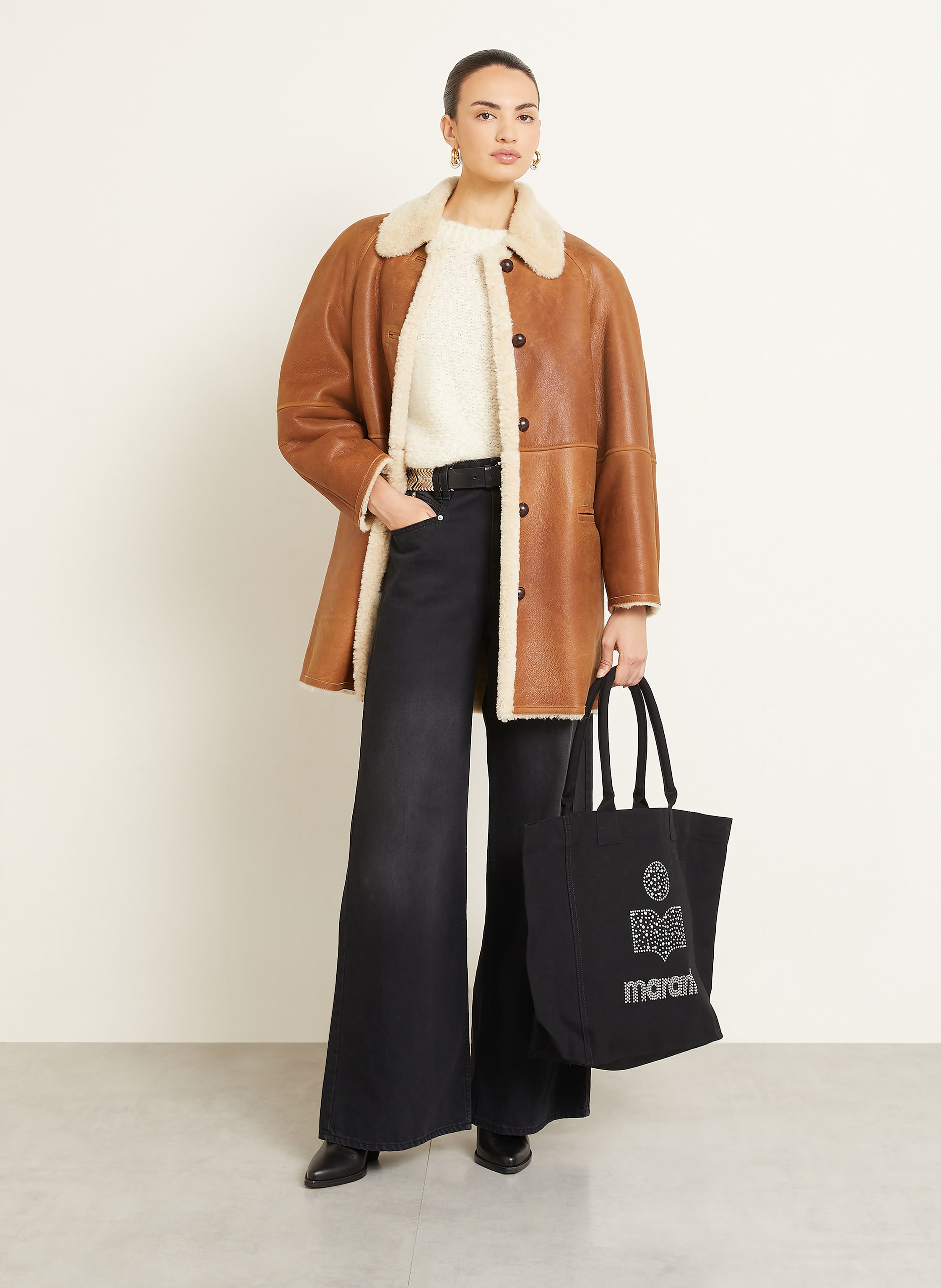 Thumbnail - Isabel Marant Shopper Yenky Mit Nieten schwarz