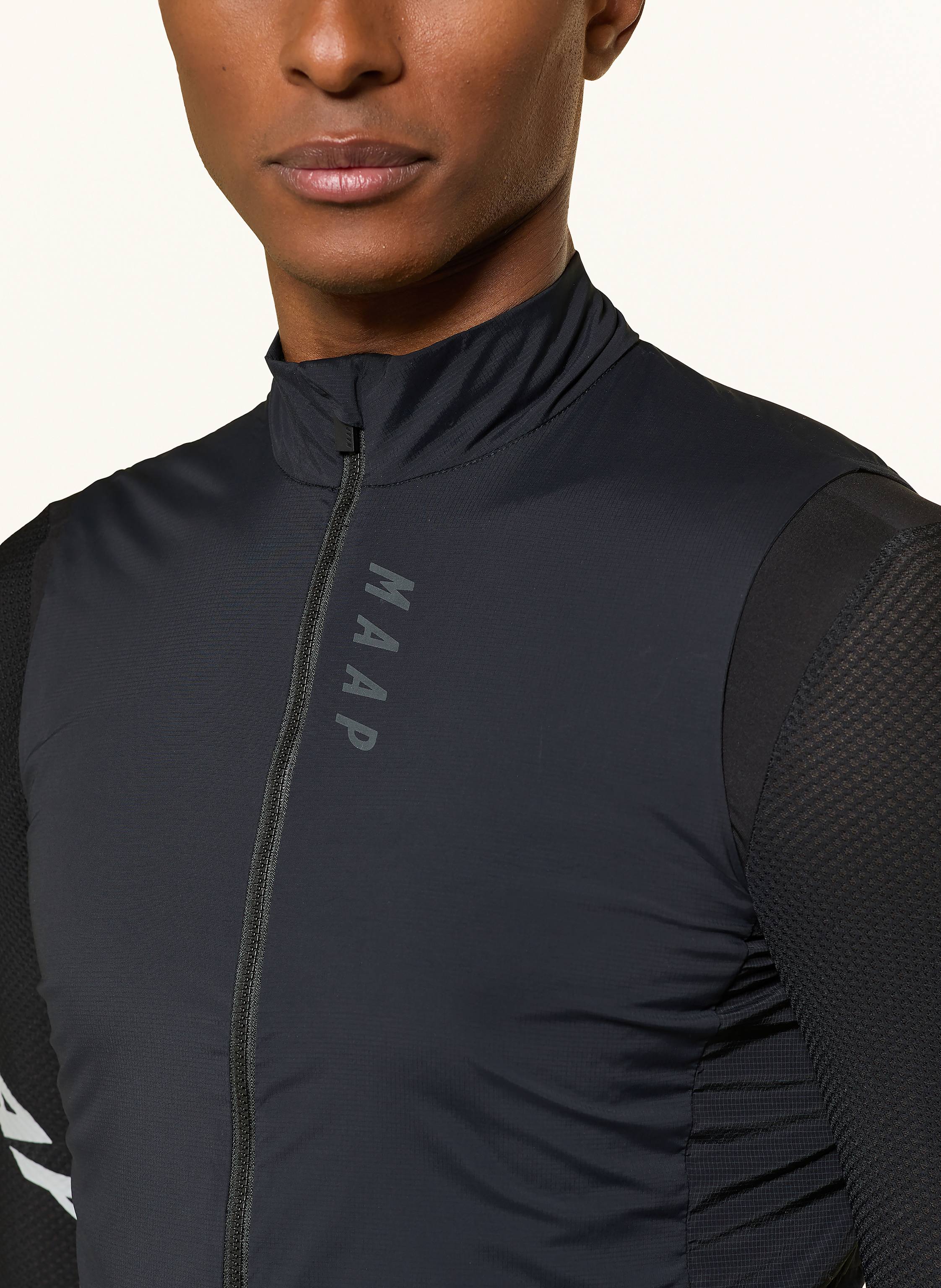 Thumbnail - Maap Radweste Flow Insulated 2 schwarz