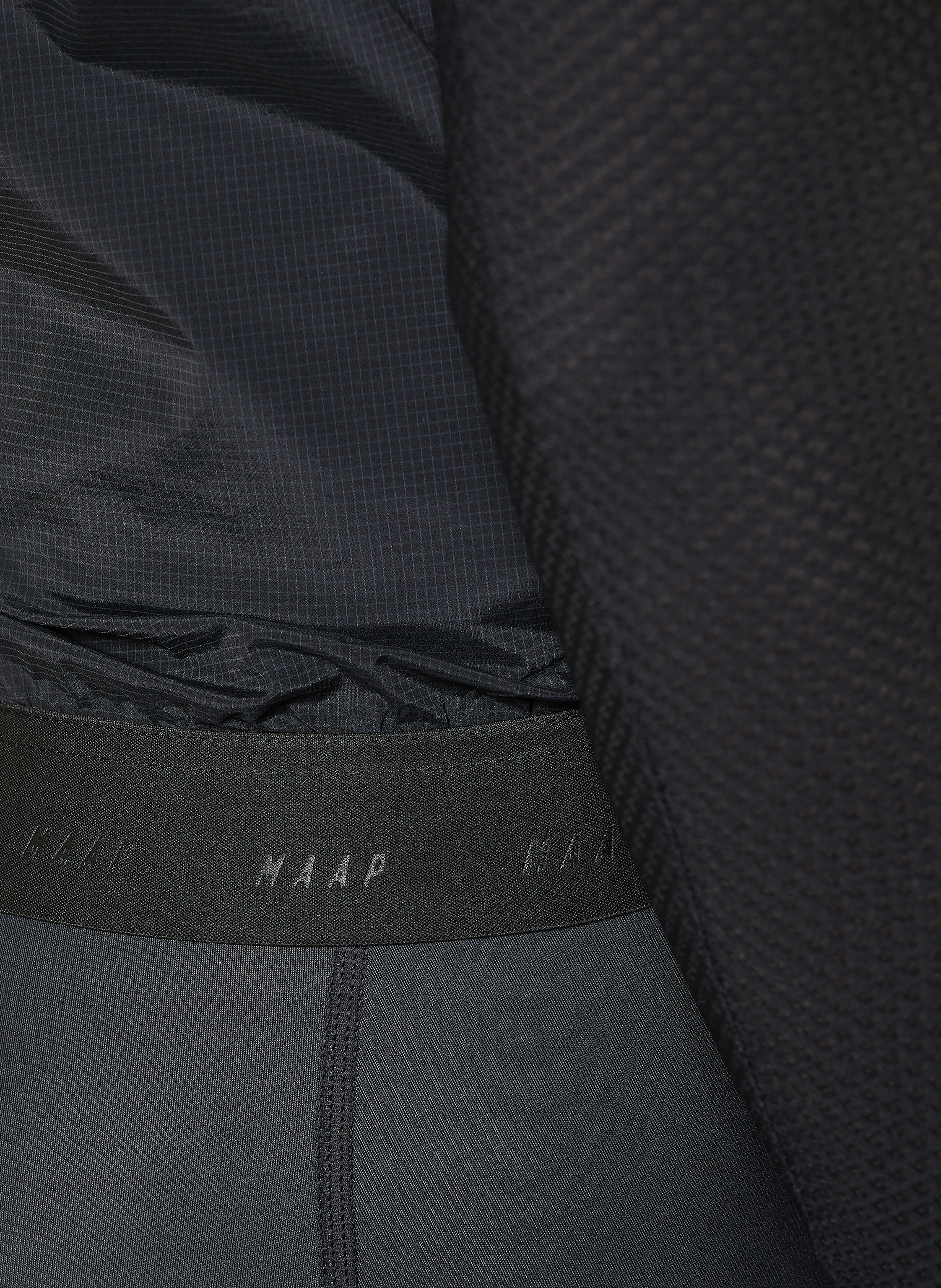 Thumbnail - Maap Radweste Flow Insulated 2 schwarz