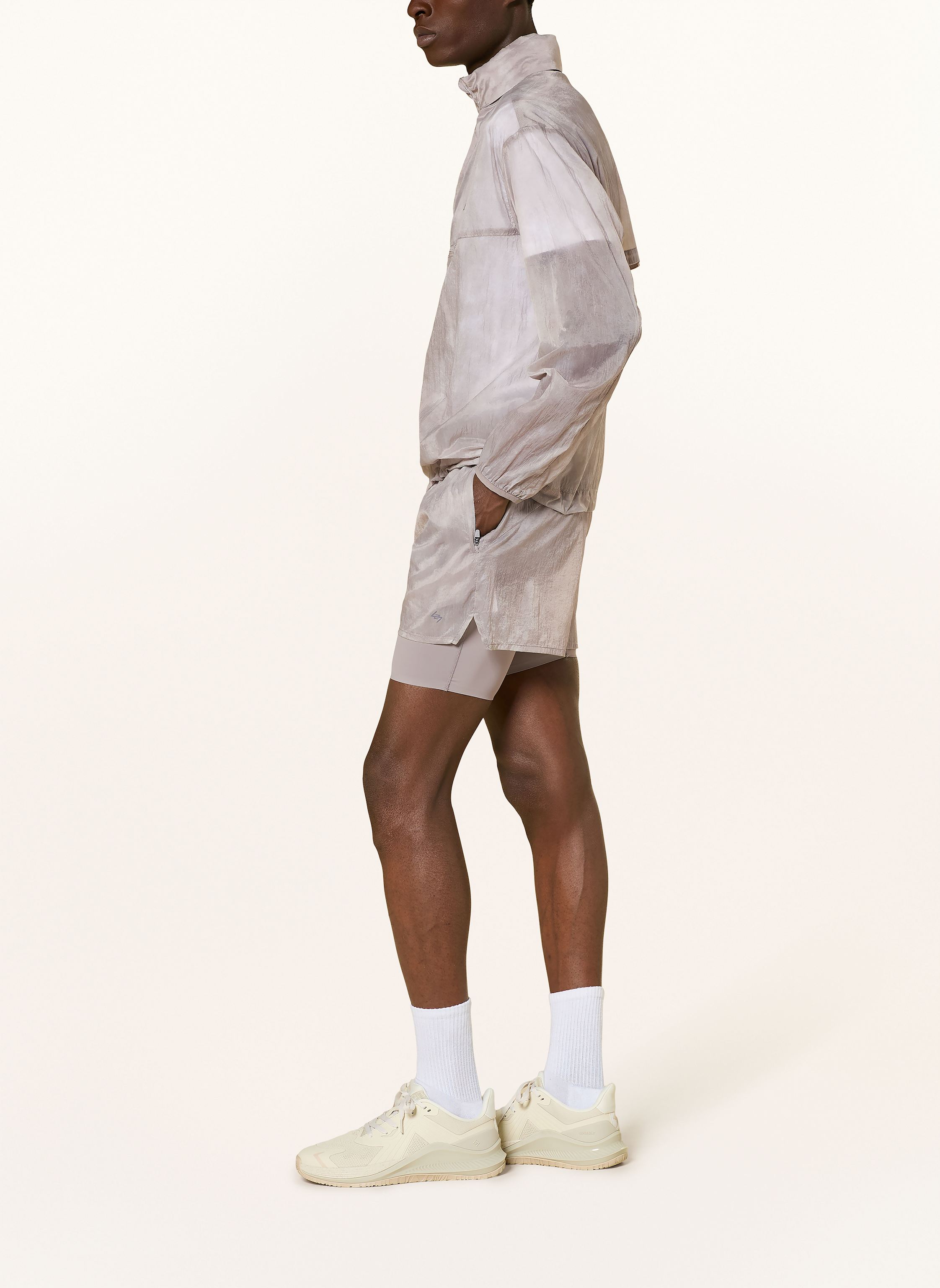 Thumbnail - 247 Represent 2-In-1-Laufshorts Trail grau