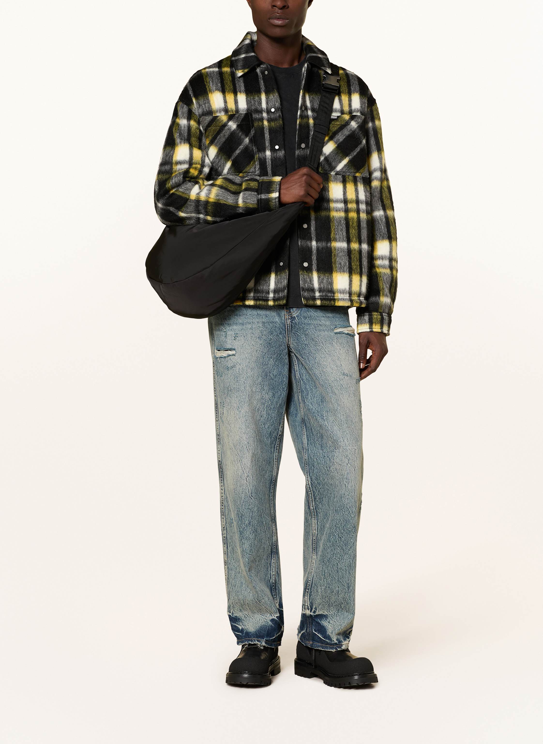 Thumbnail - Represent Umhängetasche Padded Sling Bag schwarz