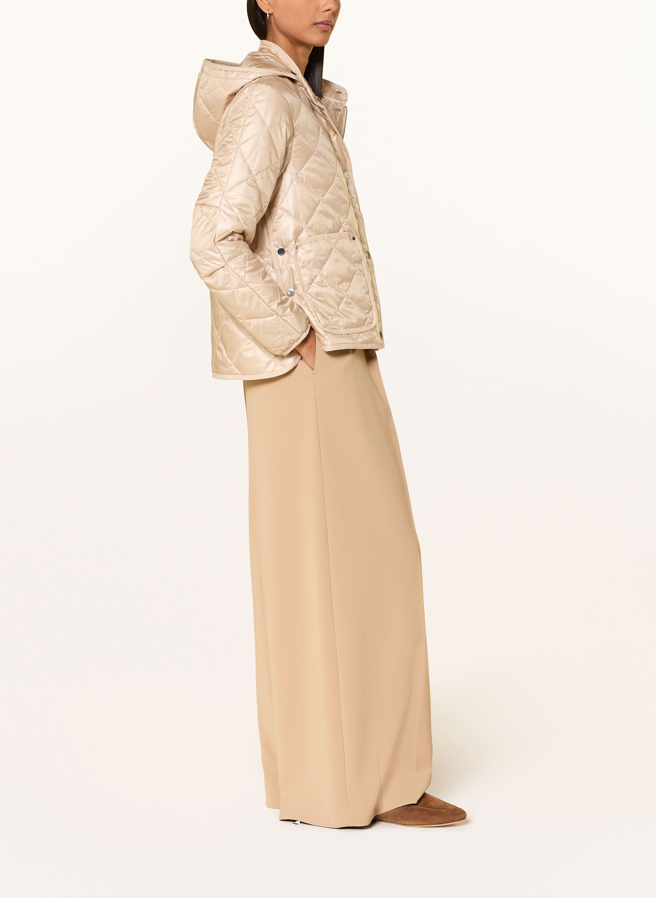 Thumbnail - Darling Harbour Steppjacke Mit Abnehmbarer Kapuze beige