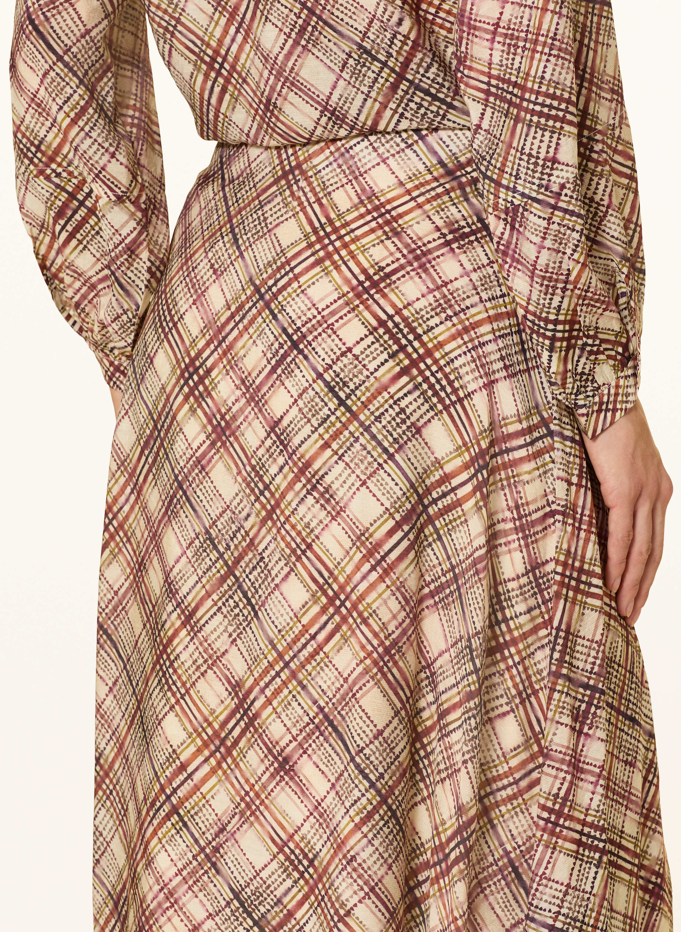 Thumbnail - Yerse Rock Darcie braun