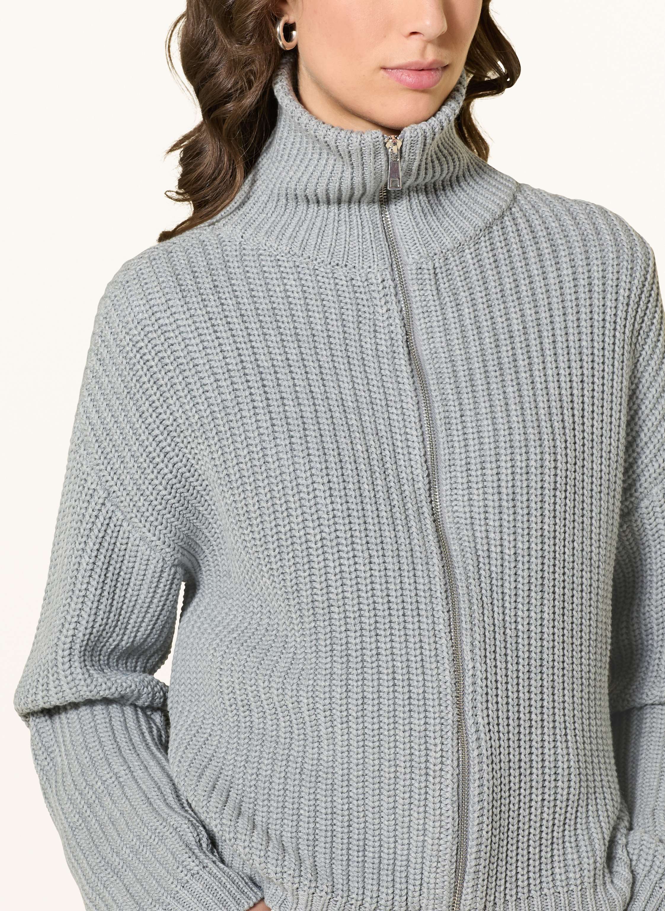 Thumbnail - Mrs & Hugs Strickjacke grau