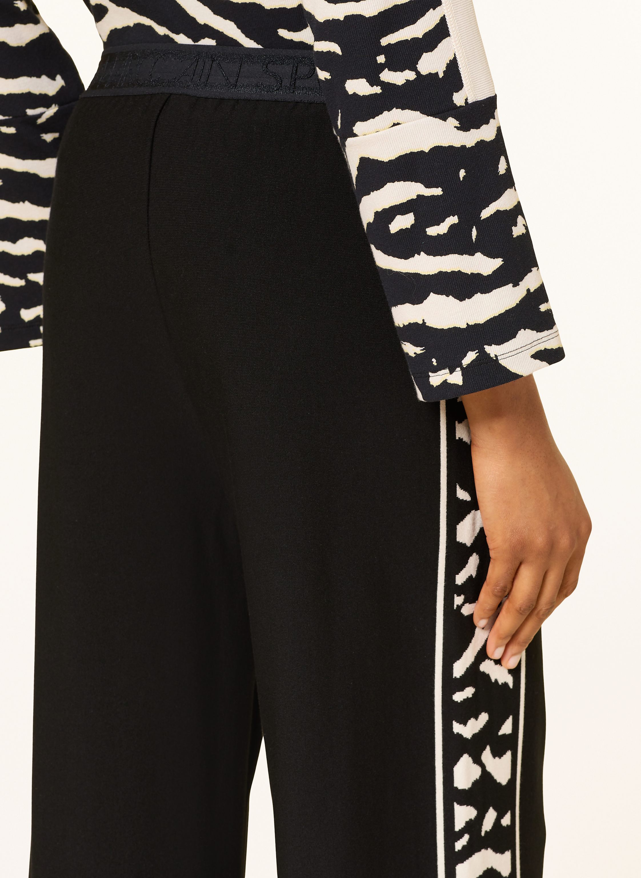 Thumbnail - Marc Cain Sweatpants Welkom Mit Galonstreifen schwarz