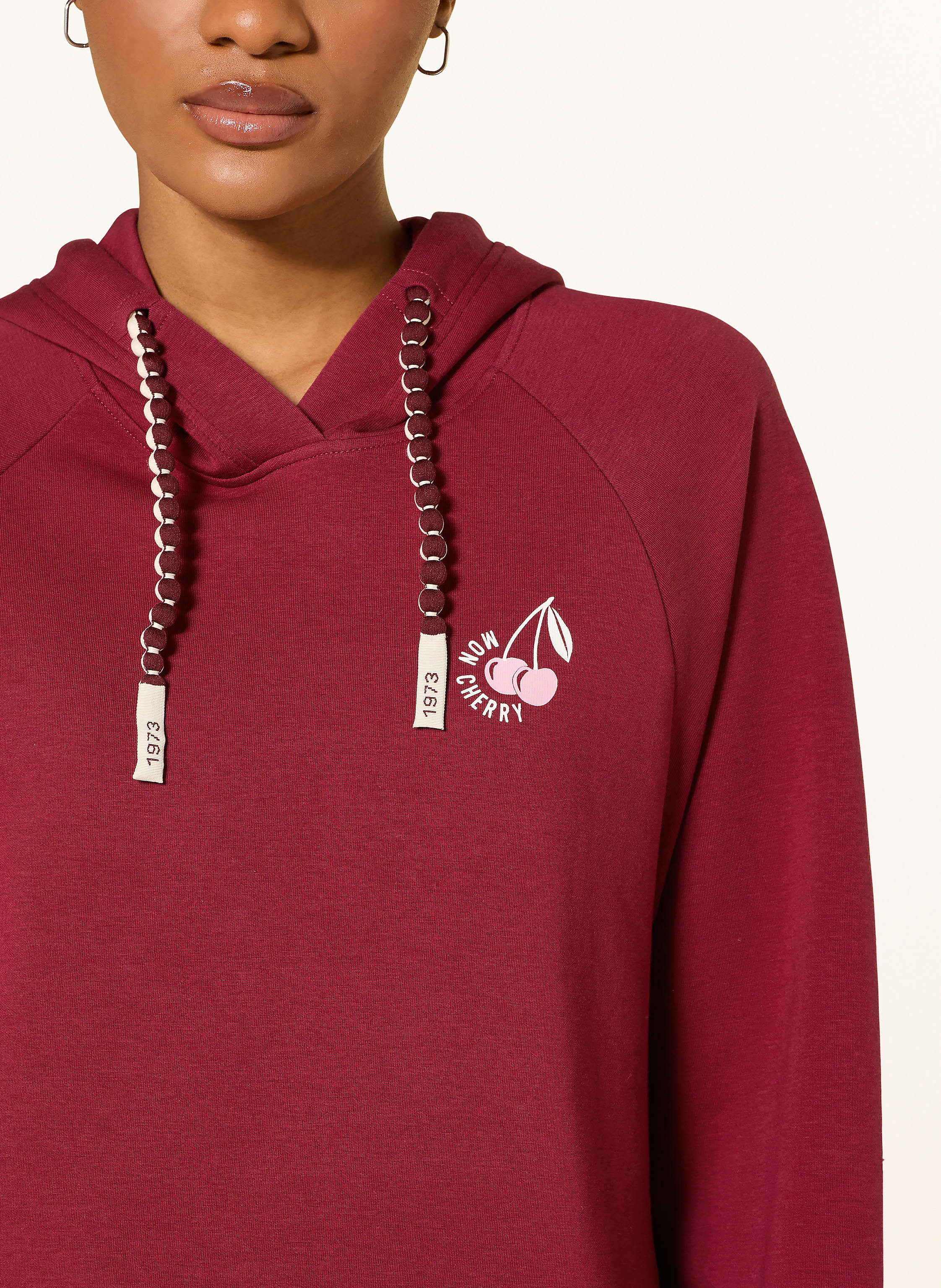 Thumbnail - Marc Cain Hoodie Mit Schmucksteinen rot