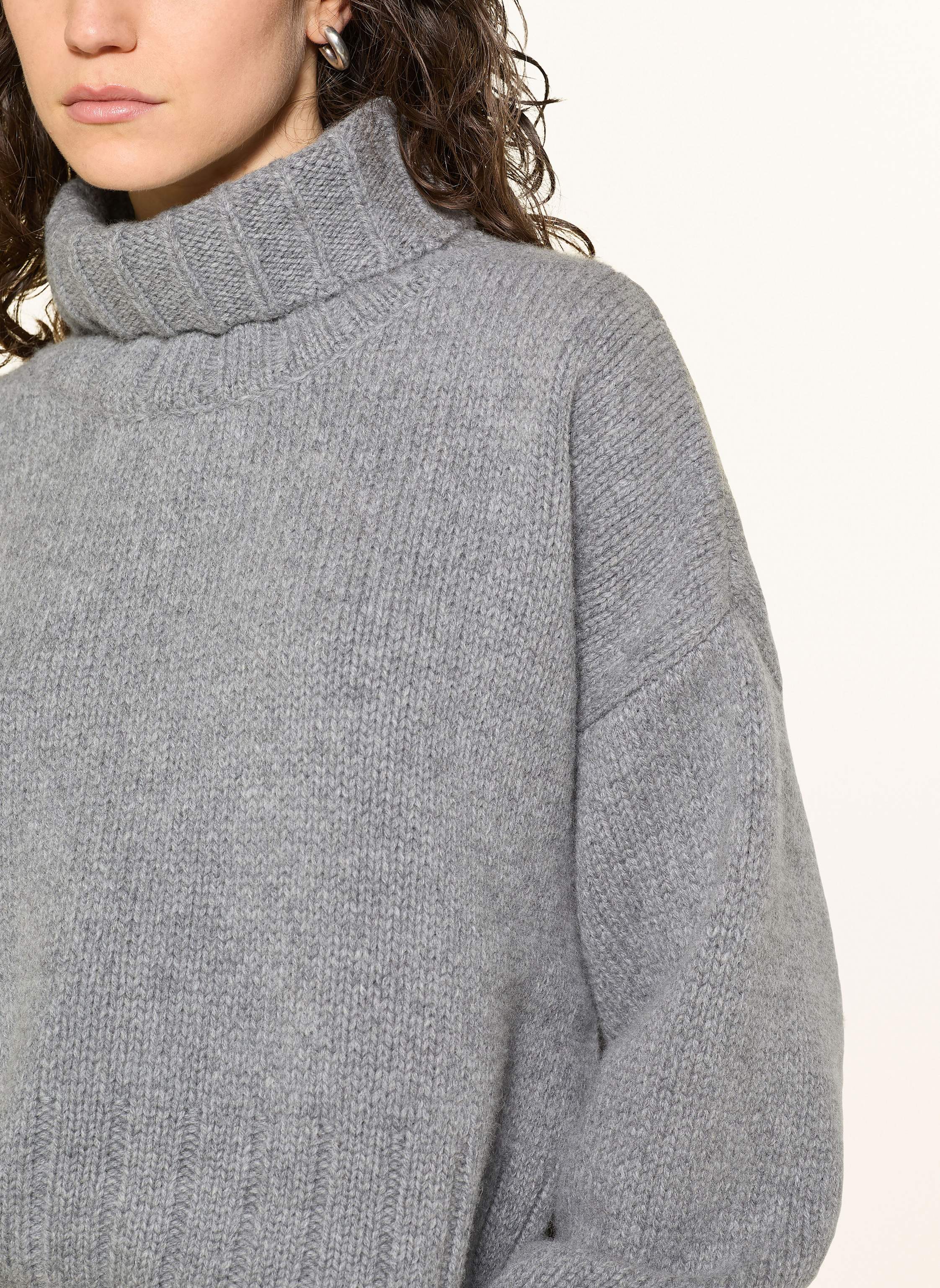 Thumbnail - Black Palms Pullover Sumy Aus Merinowolle grau