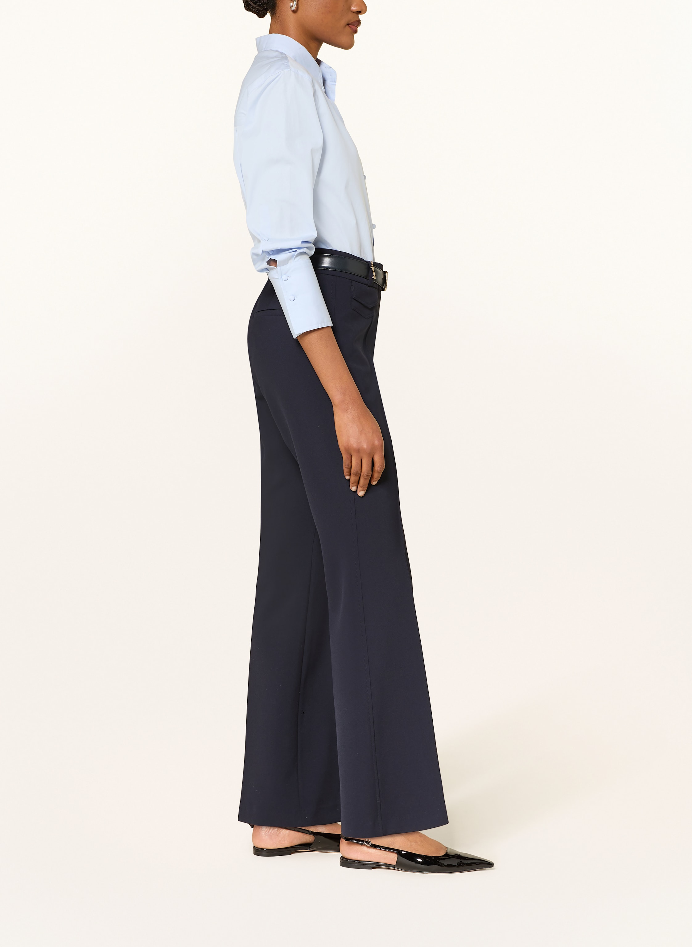 Thumbnail - Cambio Flared Jeans Fawn blau