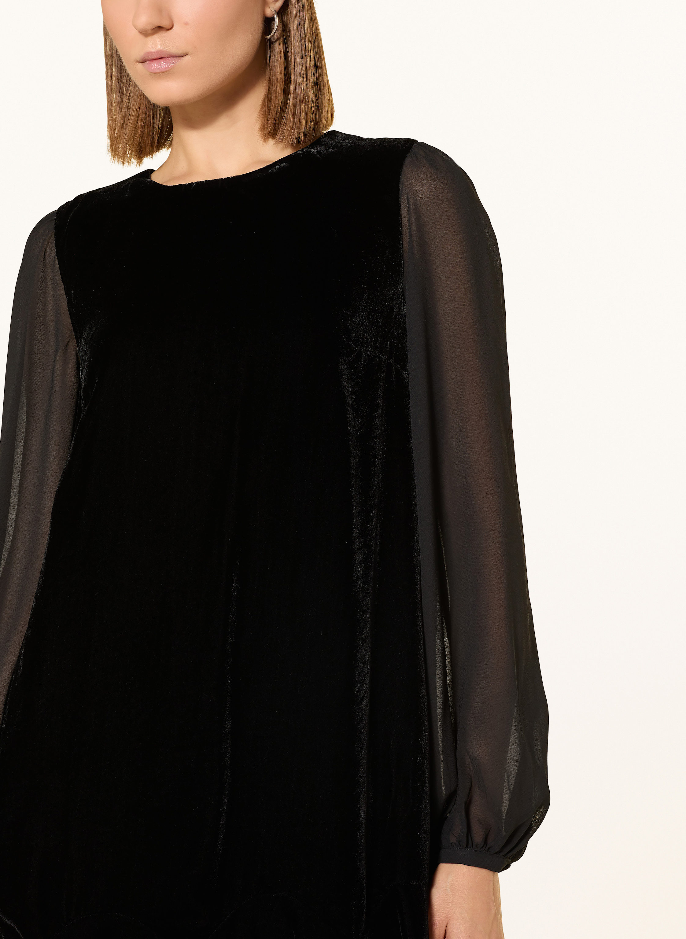 Thumbnail - Phase Eight Samtkleid Velvet Mit Volants schwarz