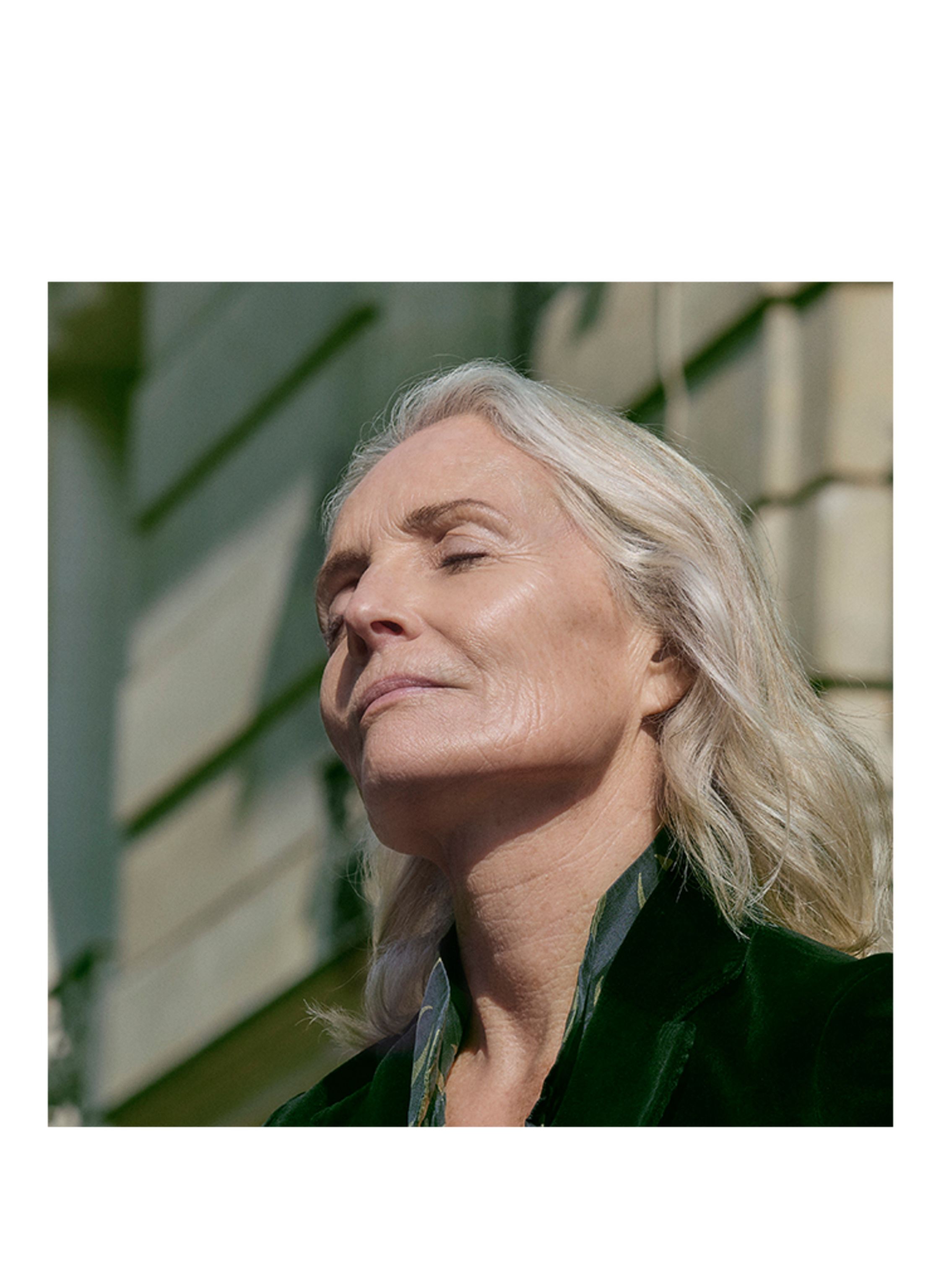 Thumbnail - Sisley Paris Sisleÿa Longevity Essential Serum Serum 30 ml