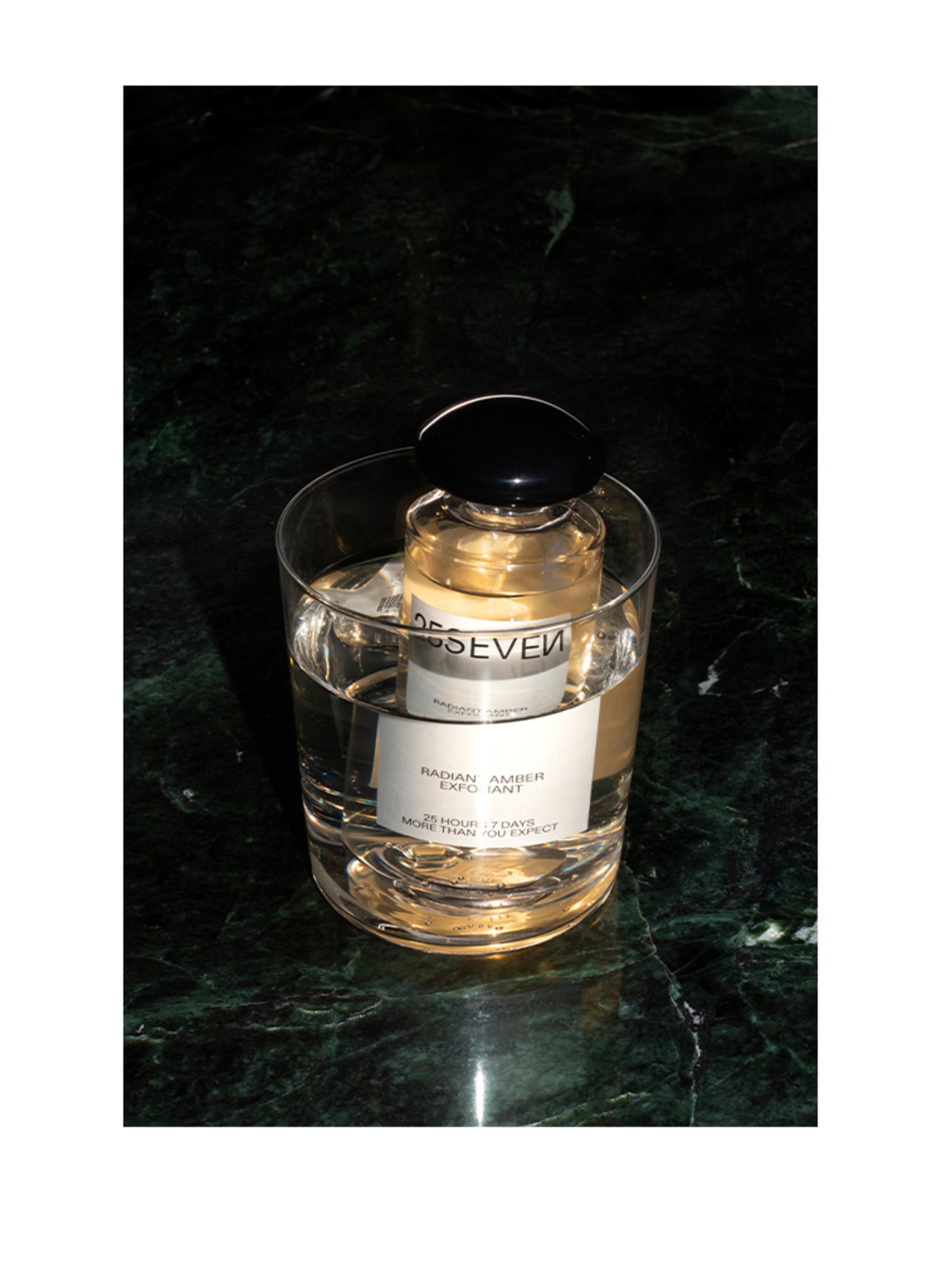 Thumbnail - 25seven Radiant Amber Leave-on Peeling 100 ml