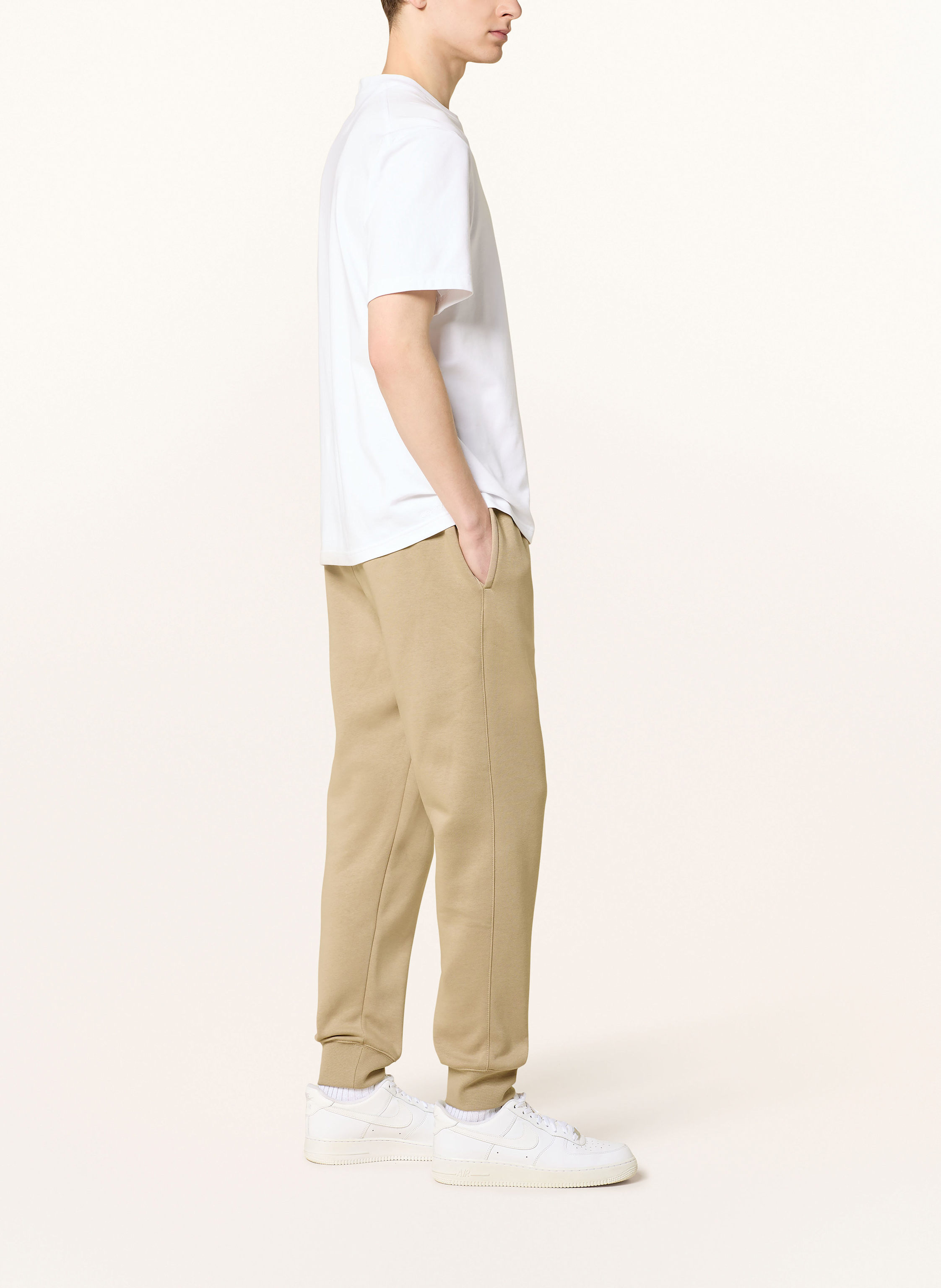 Thumbnail - Nike Sweatpants Club Fleece beige