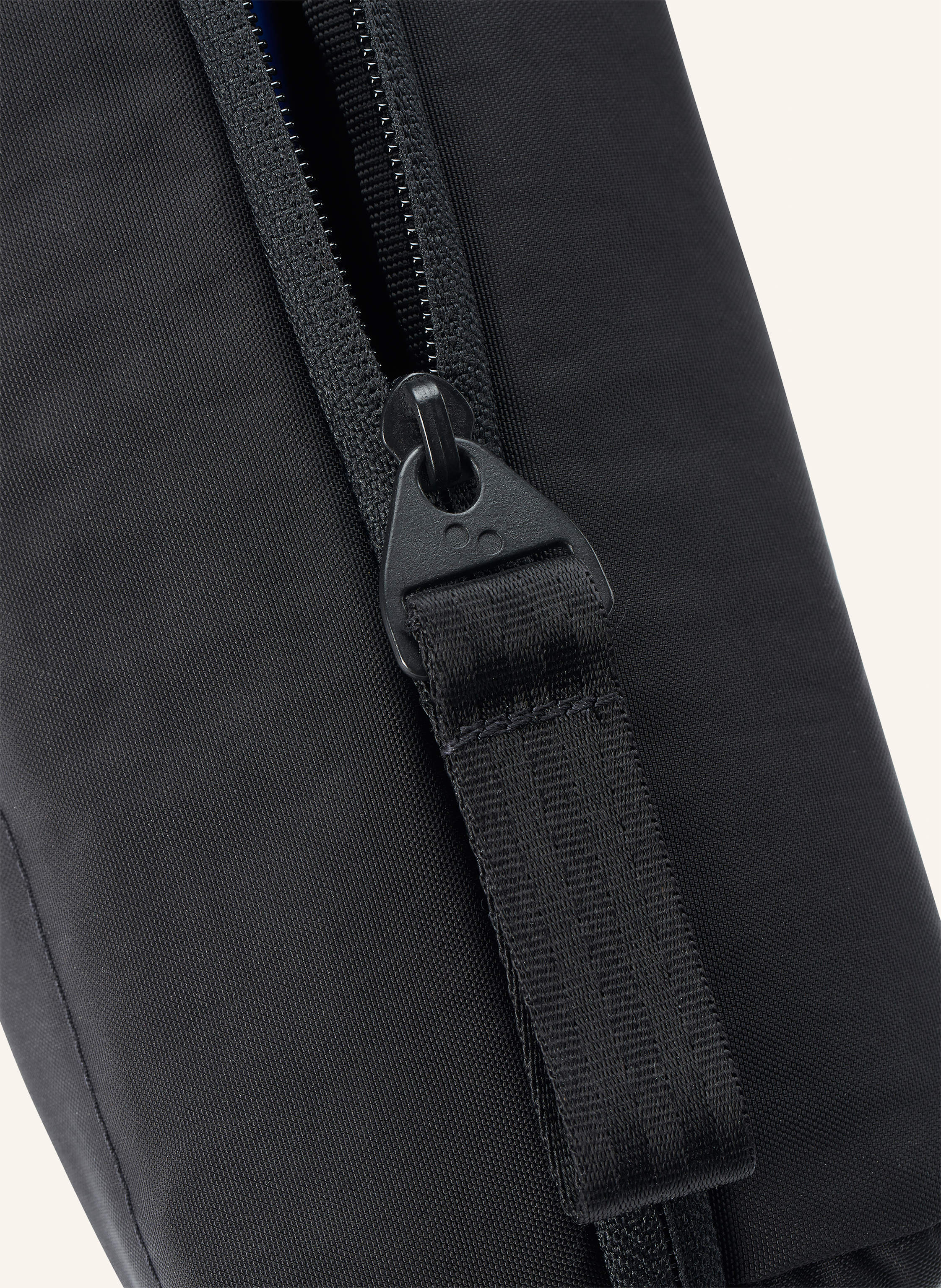 Thumbnail - Pinqponq Pouch Tech Bag schwarz