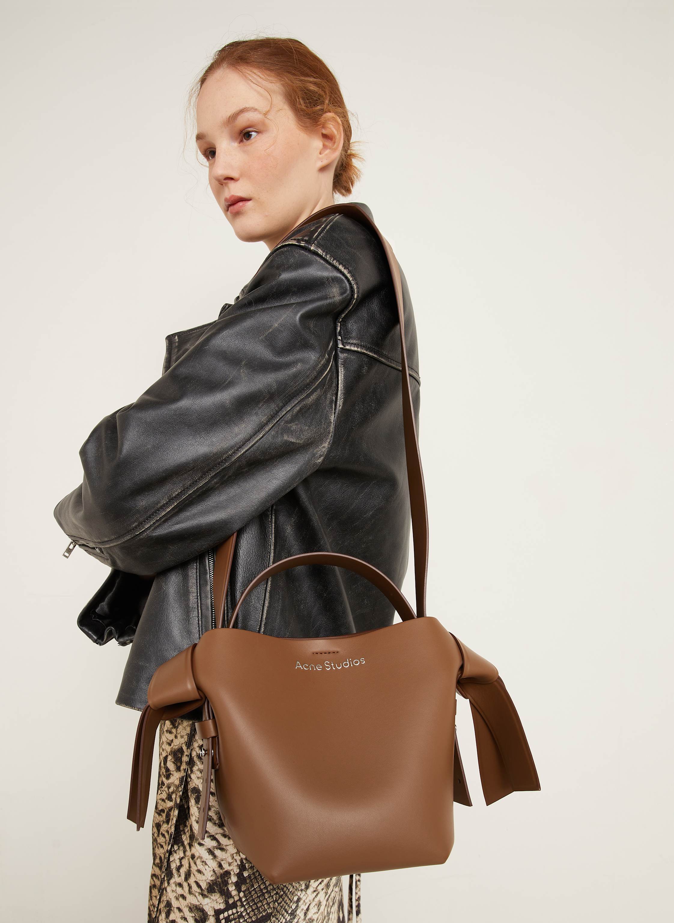 Thumbnail - Acne Studios Umhängetasche braun