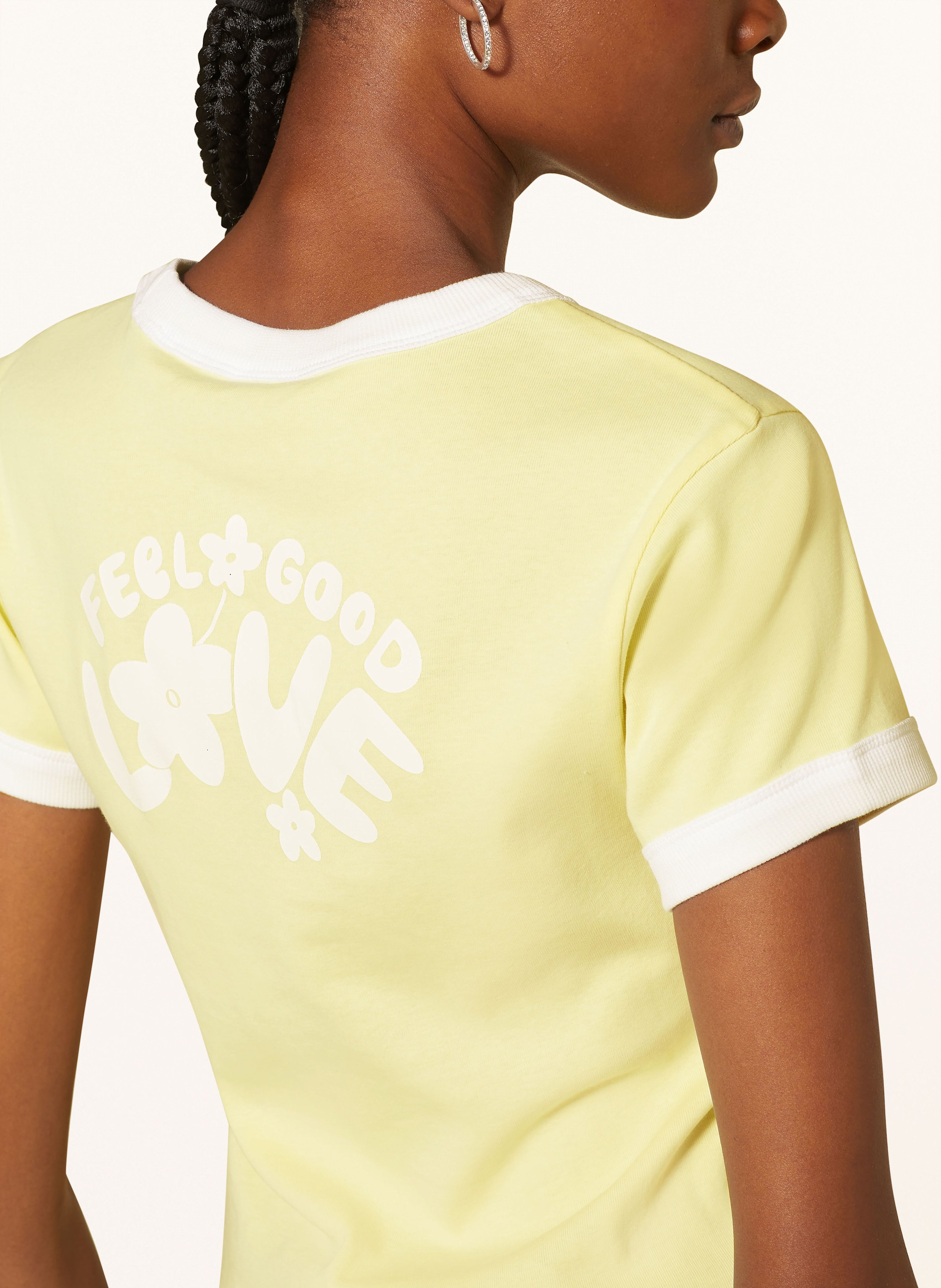 Thumbnail - Hugo Blue T-Shirt Dalia gelb