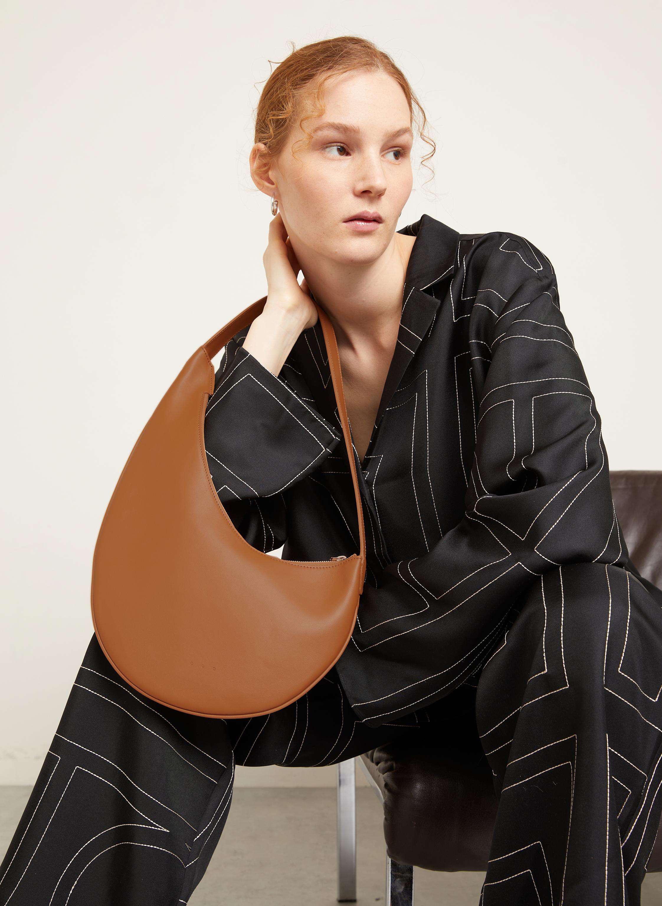 Thumbnail - Aesther Ekme Schultertasche Lune Mini braun