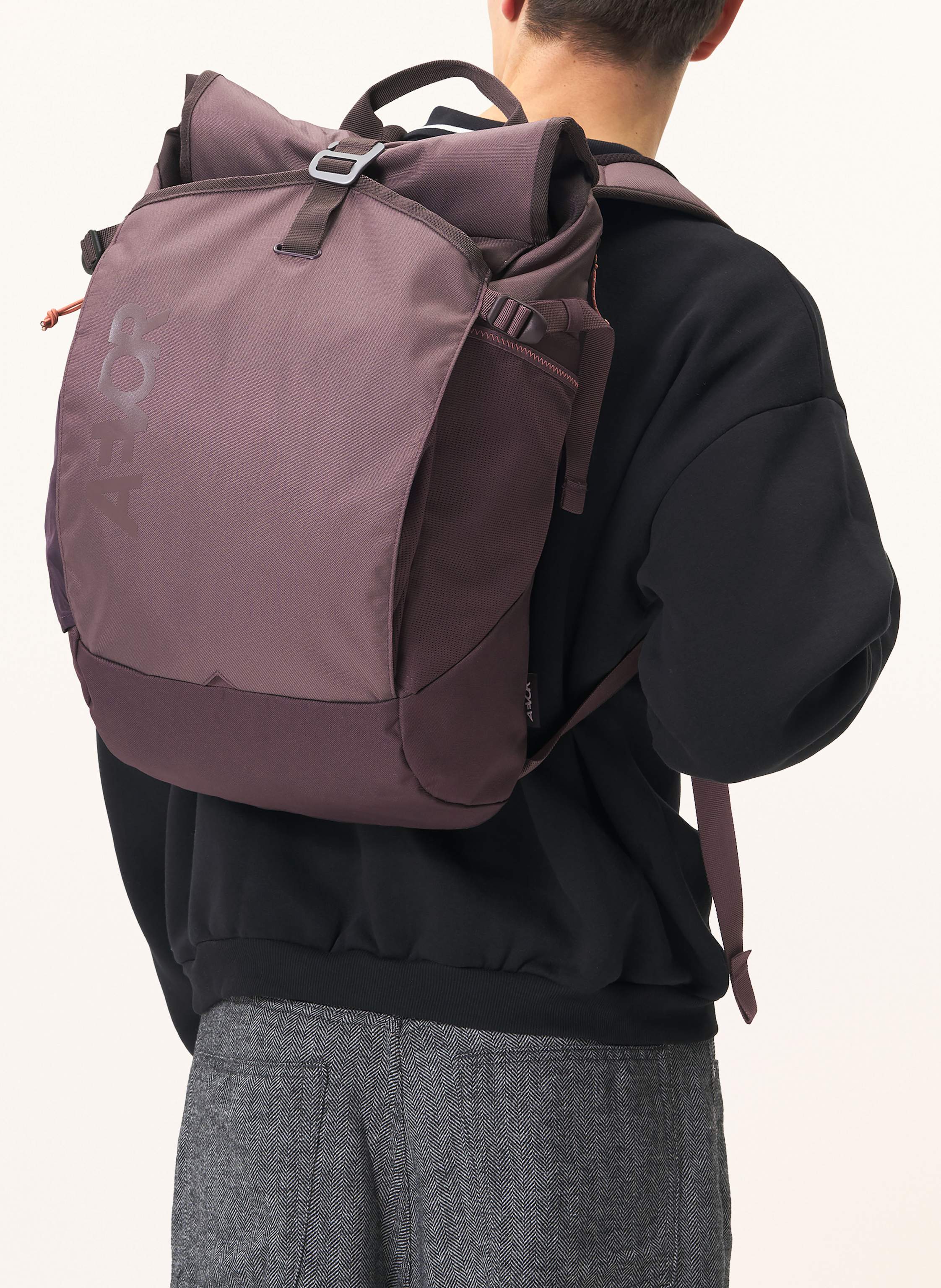 Thumbnail - Aevor Rucksack Roll Pack 20 L Mit Laptop-Fach rot