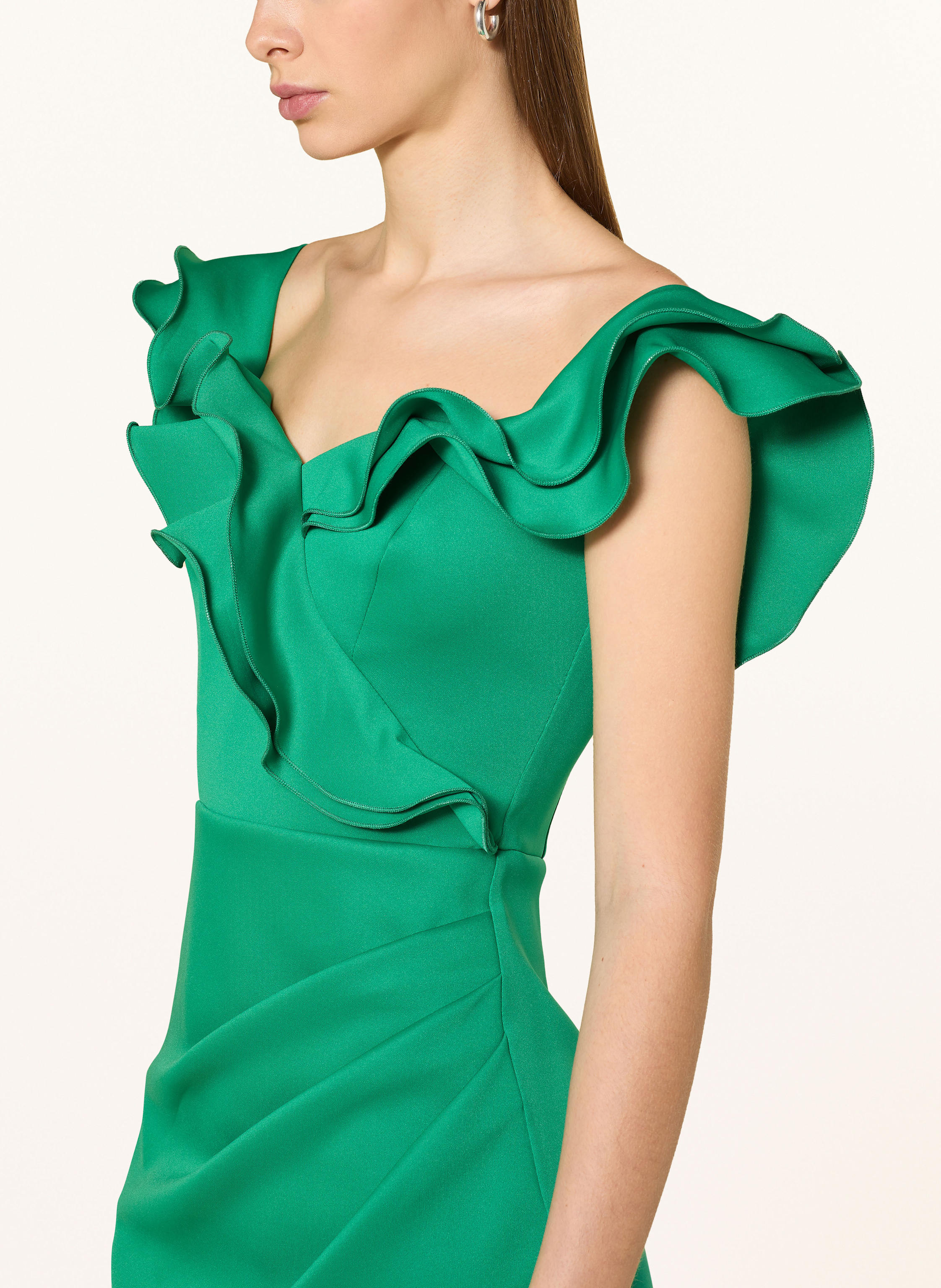 Thumbnail - Lipsy Abendkleid Mit Volants gruen