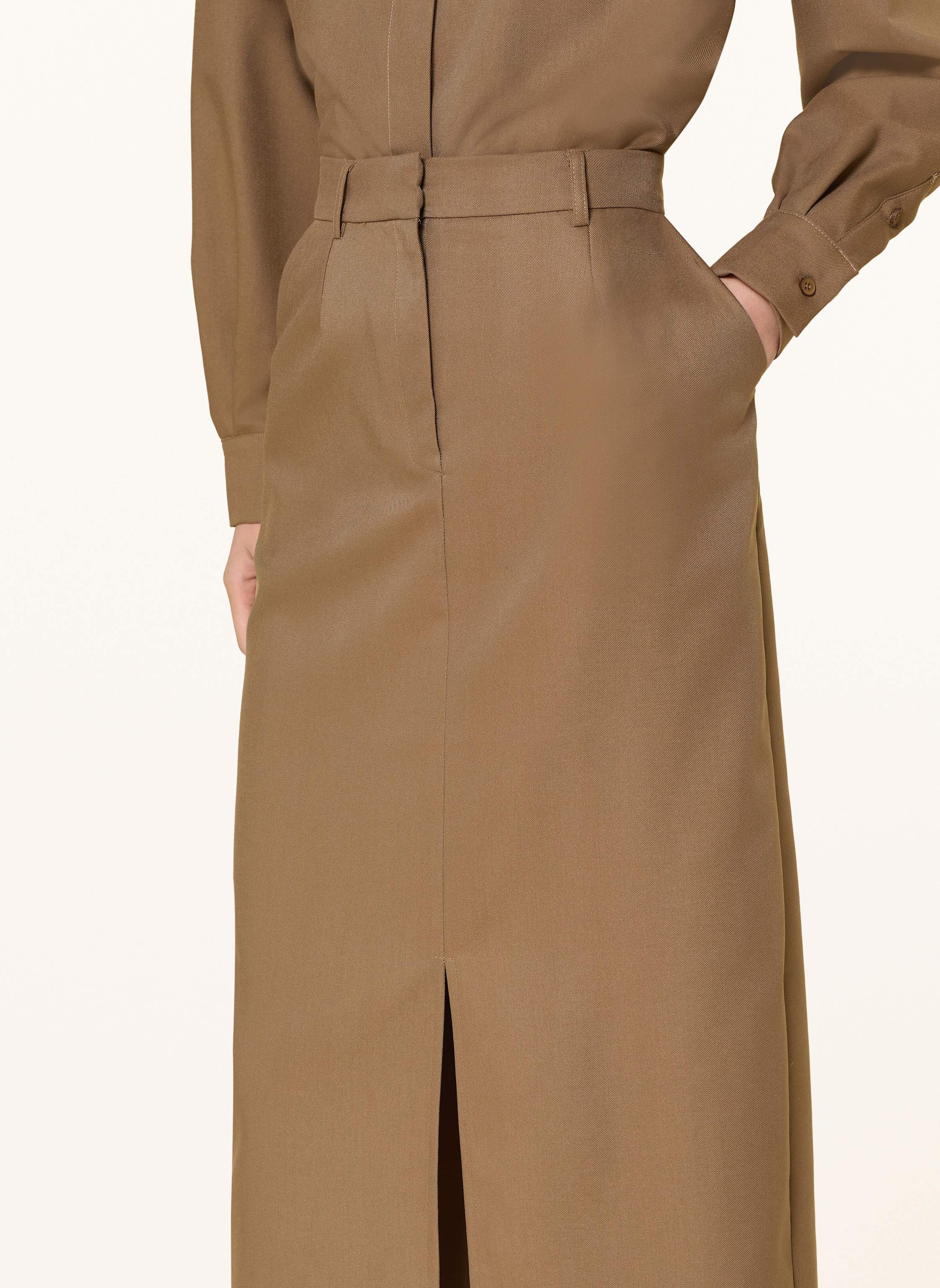 Thumbnail - Neo Noir Rock Leland braun