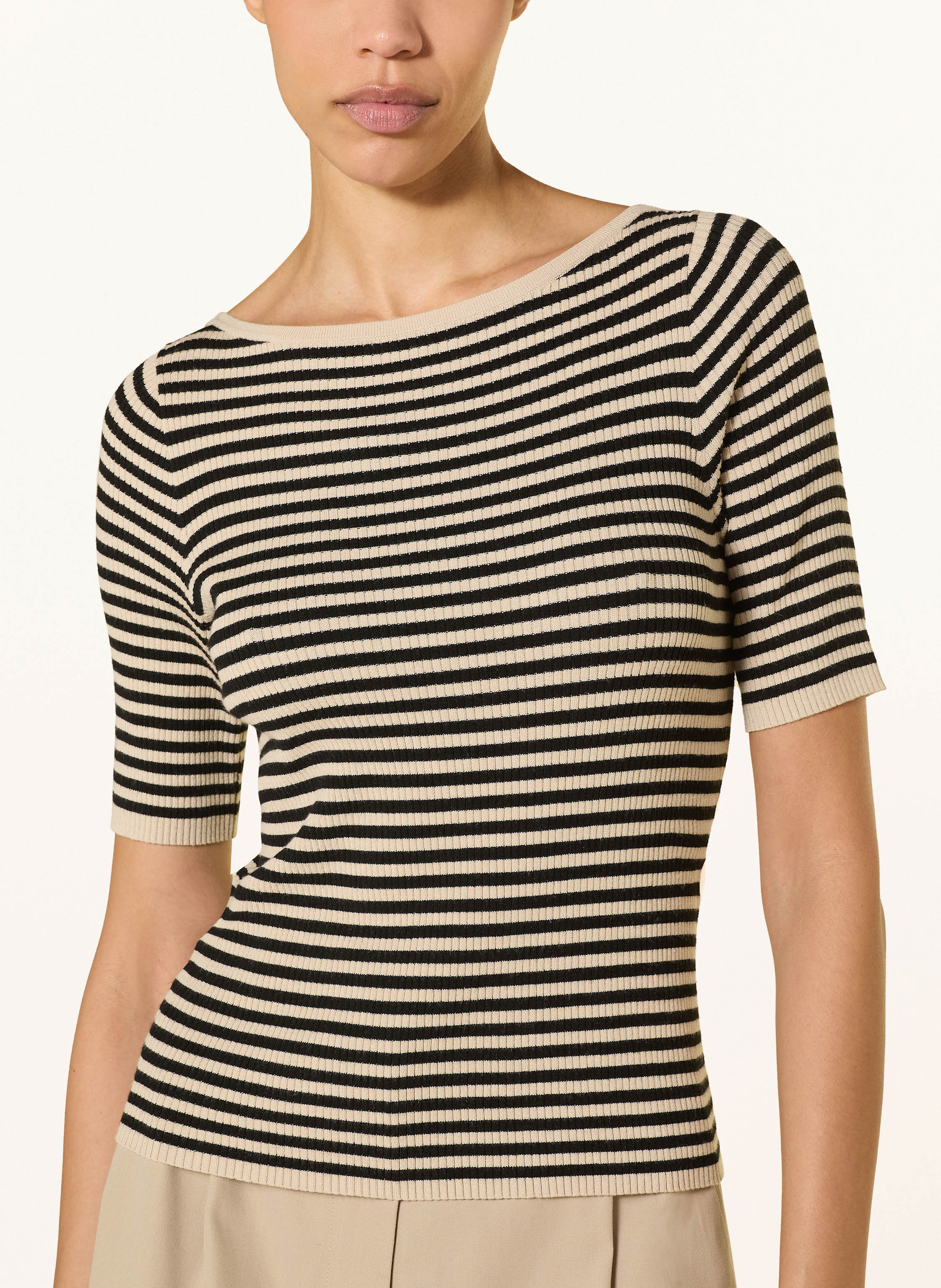 Thumbnail - Weekend Max Mara T-Shirt Waser beige