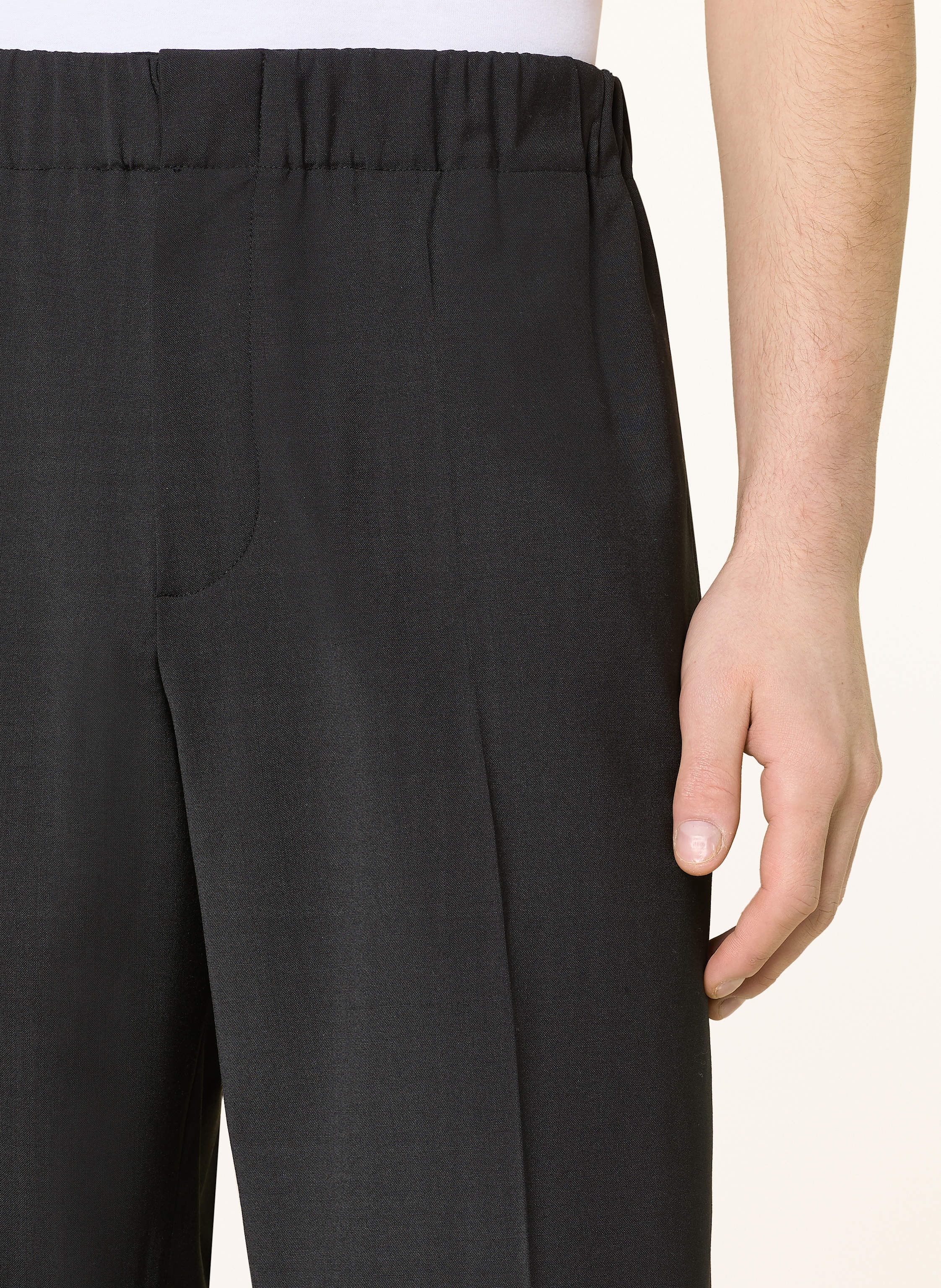 Thumbnail - Sandro Hose Im Jogging-Stil Regular Fit schwarz