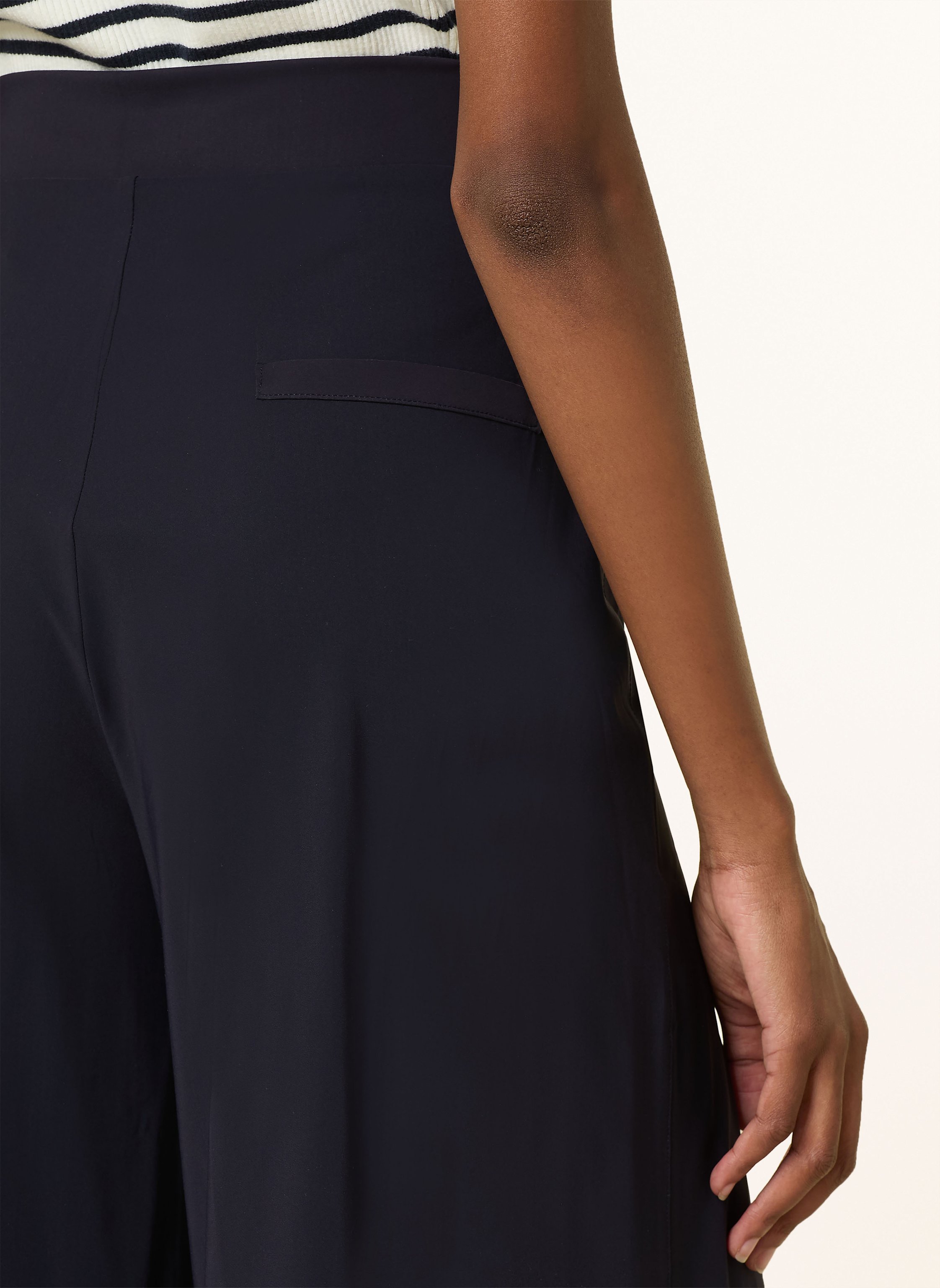 Thumbnail - Mrs & Hugs Marlenehose Aus Jersey blau