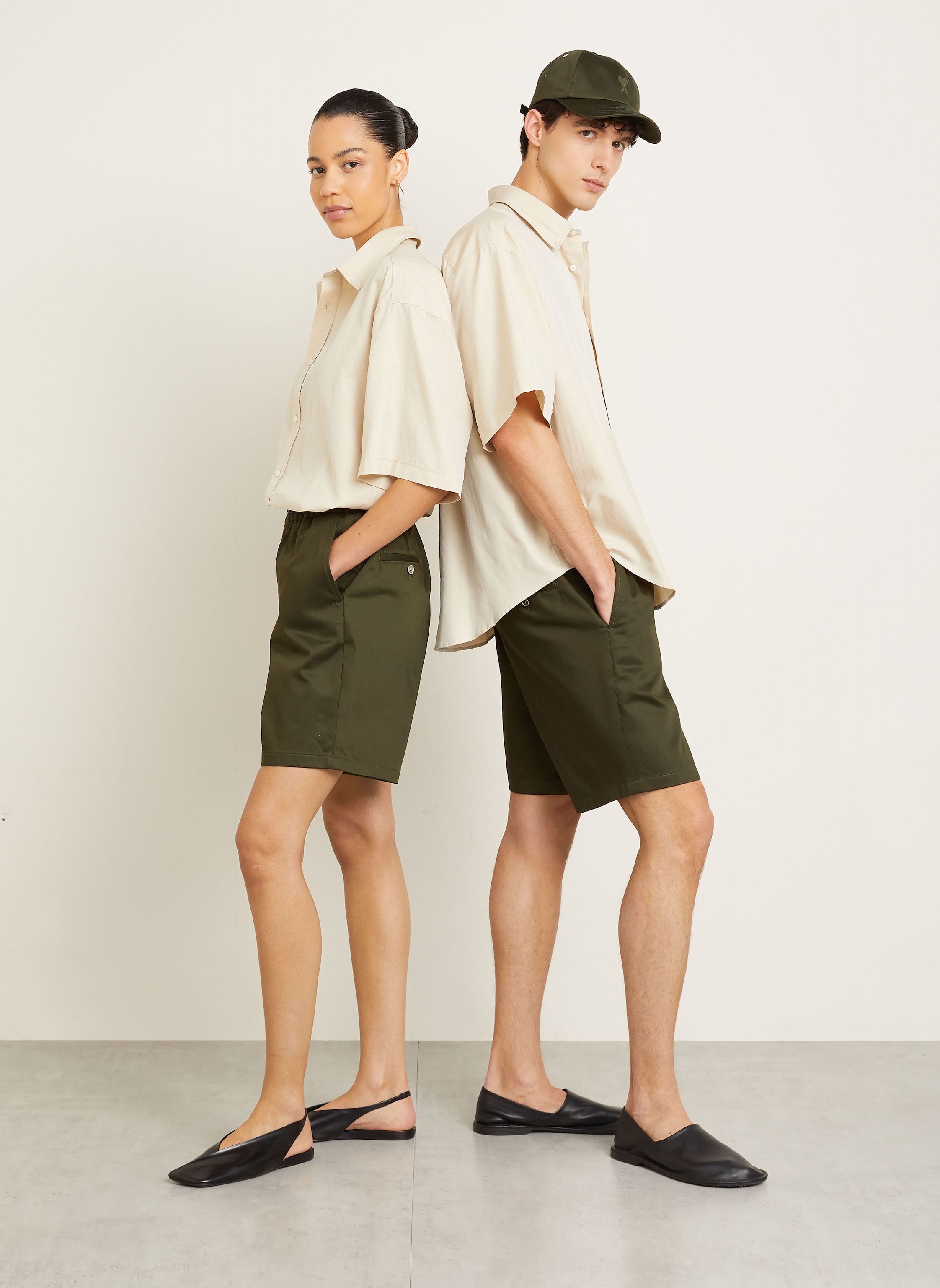 Thumbnail - Ami Paris Shorts gruen