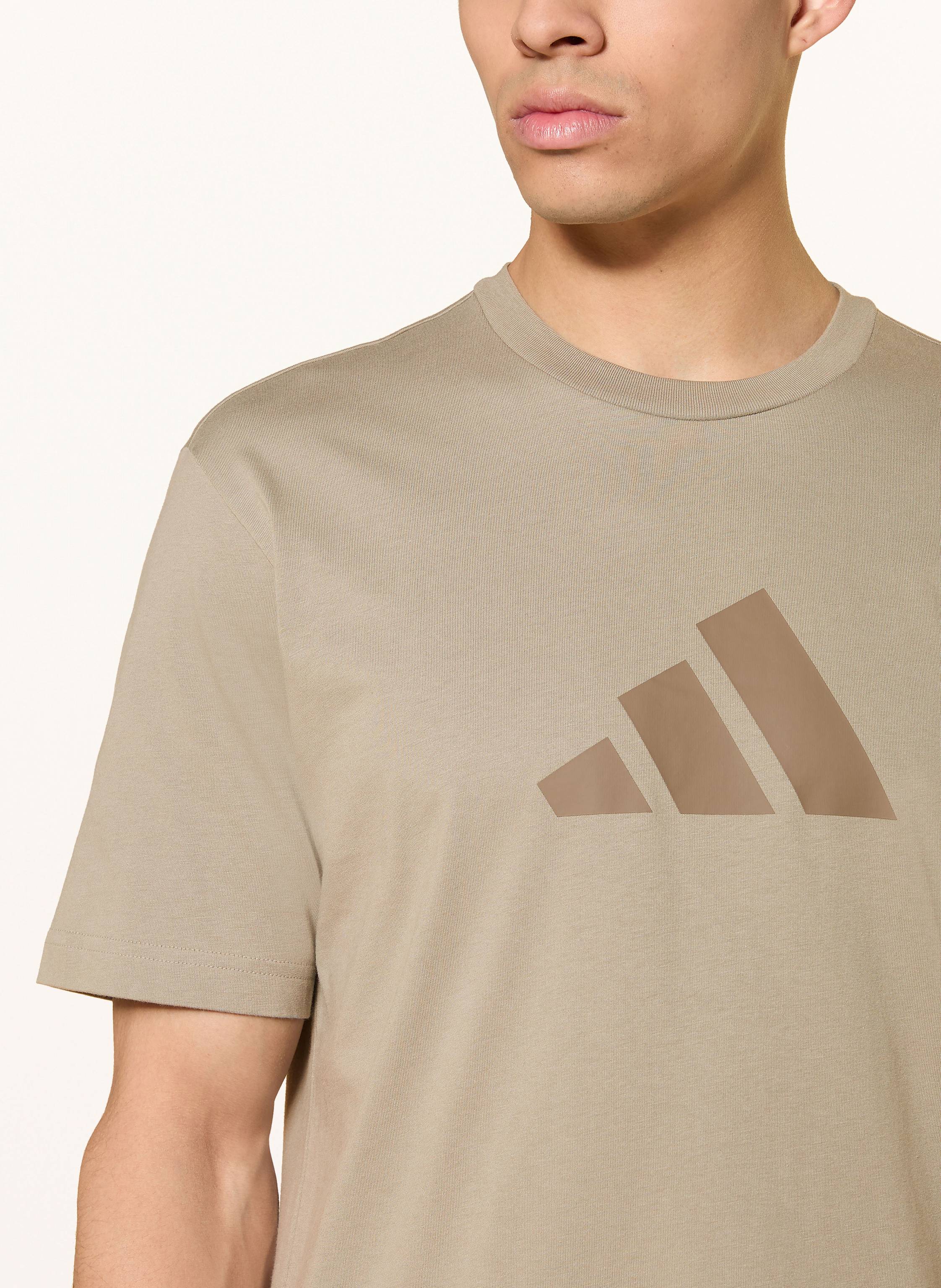 Thumbnail - Adidas T-Shirt Future Icons Three Bar beige