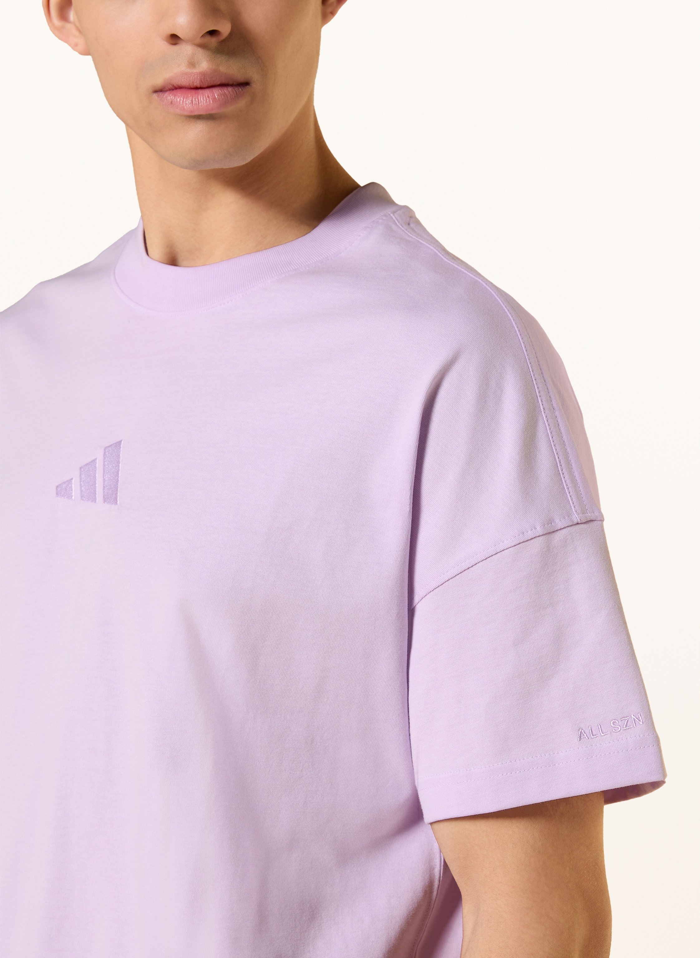 Thumbnail - Adidas T-Shirt All Szn lila