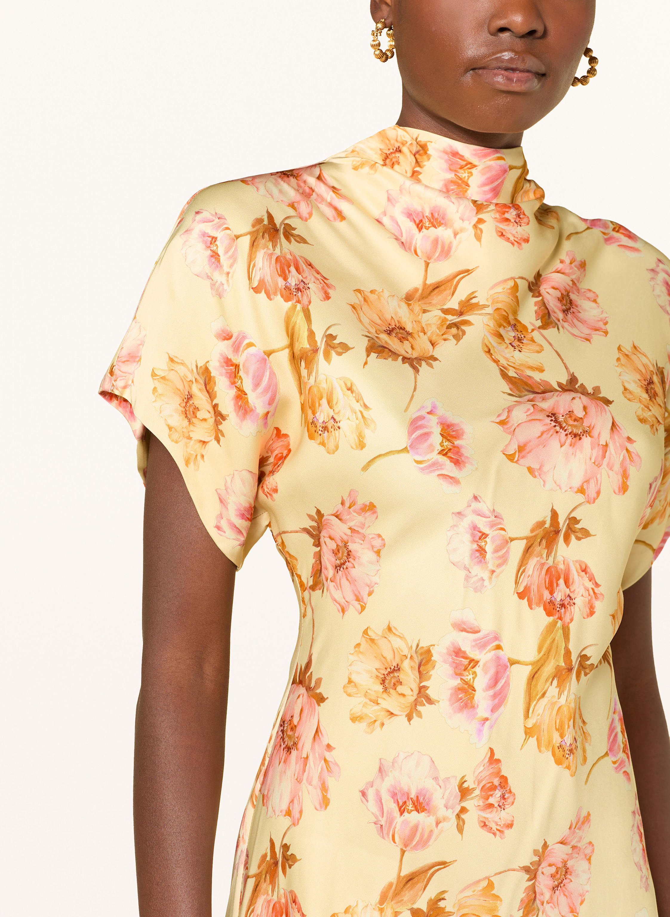 Thumbnail - Malina Satinkleid Alivia gelb