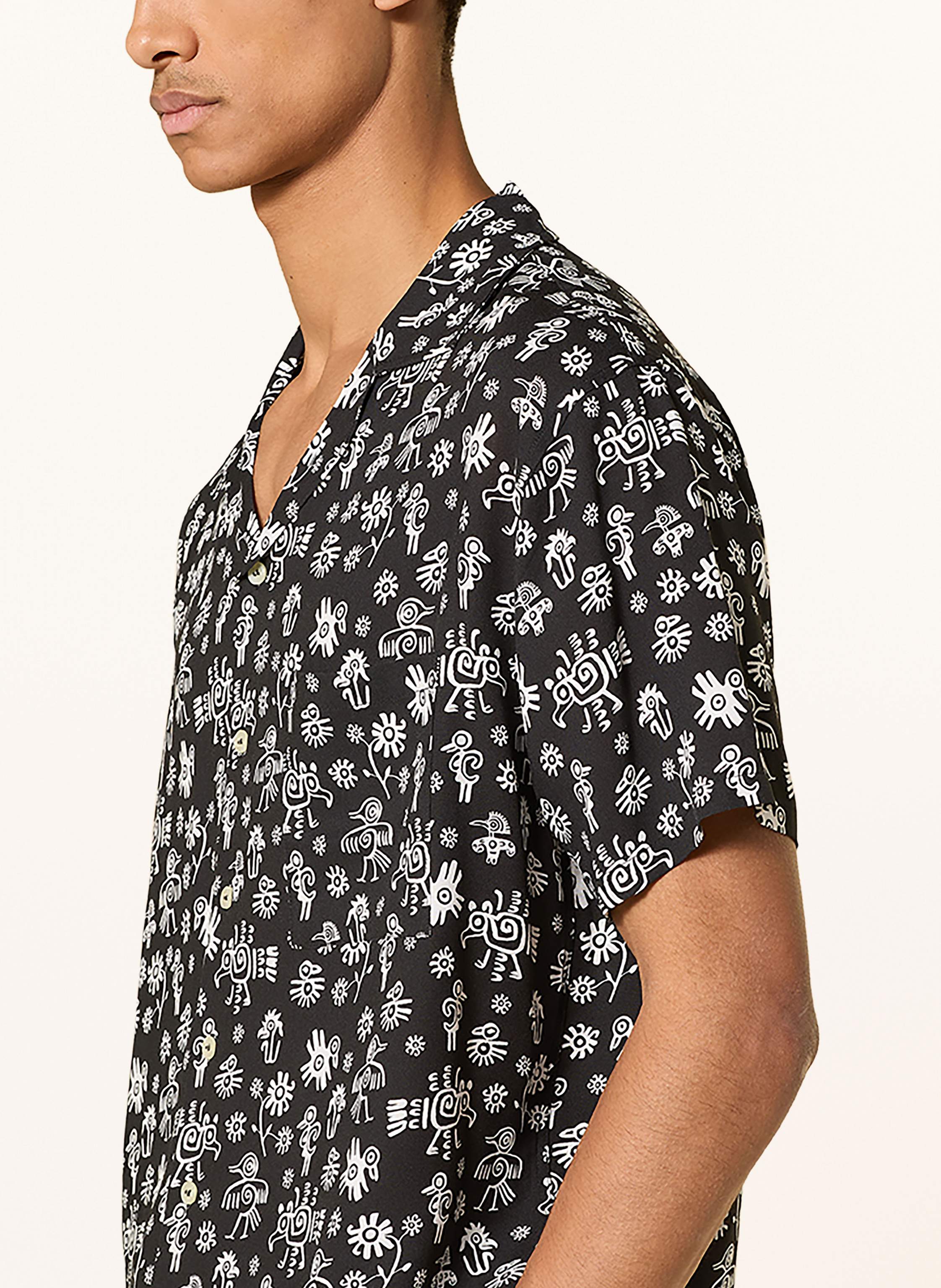 Thumbnail - Arrels Barcelona Resorthemd Black Mexican Birds × Marion Deuchars Comfort Fit schwarz