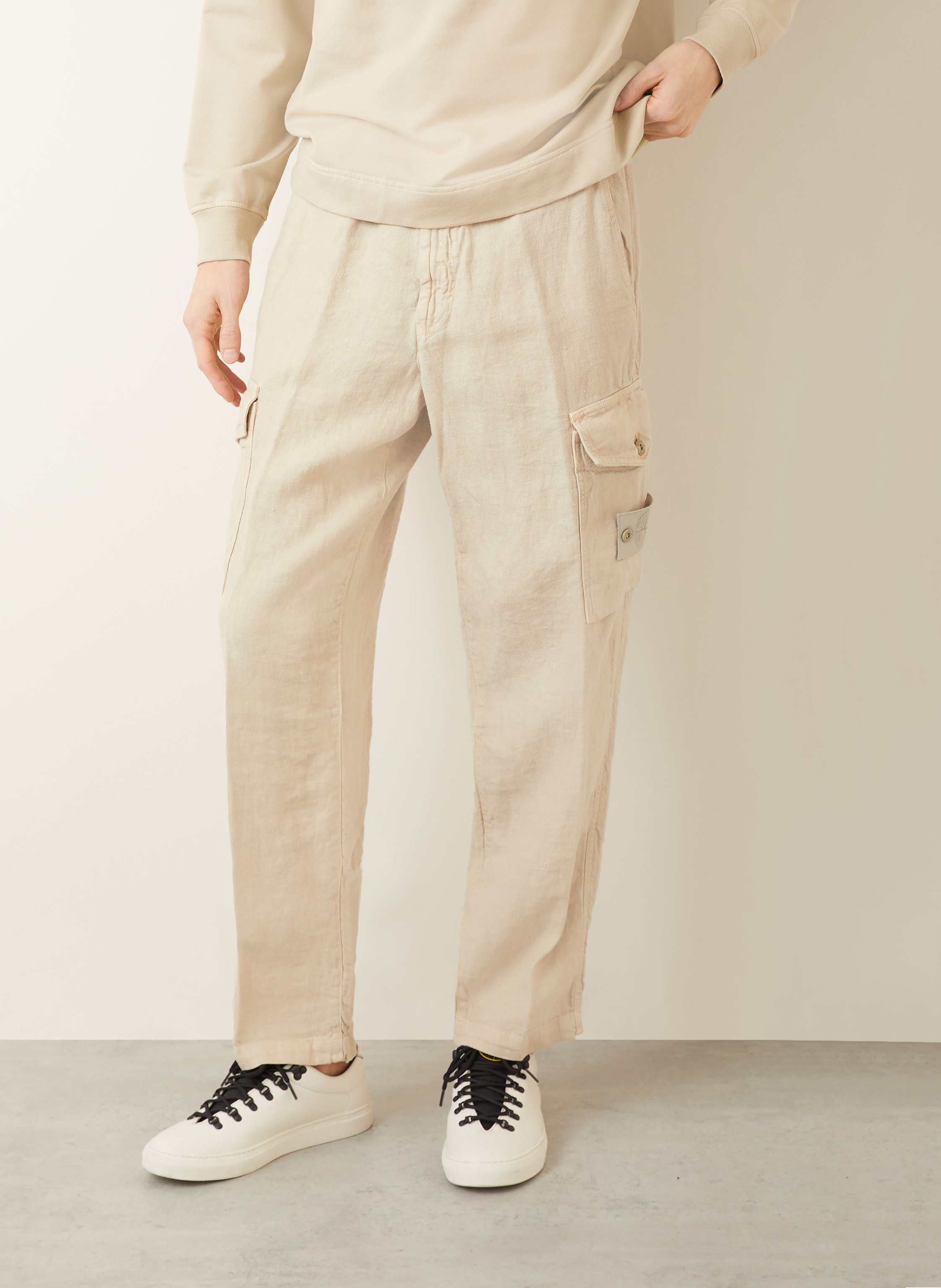 Thumbnail - Stone Island Cargohose Ghost Regular Fit Aus Leinen beige