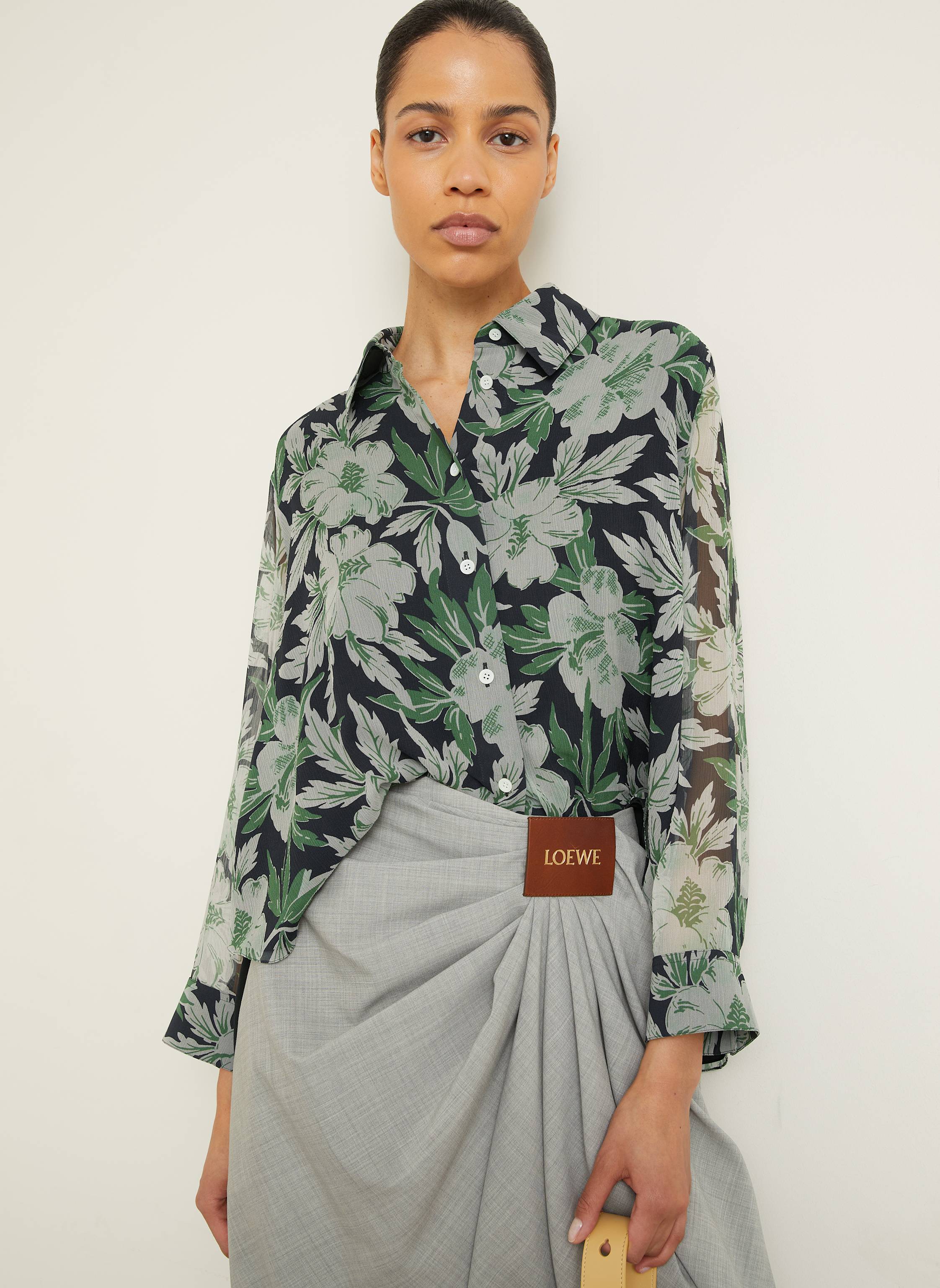Thumbnail - Loewe Hemdbluse Aus Seide schwarz