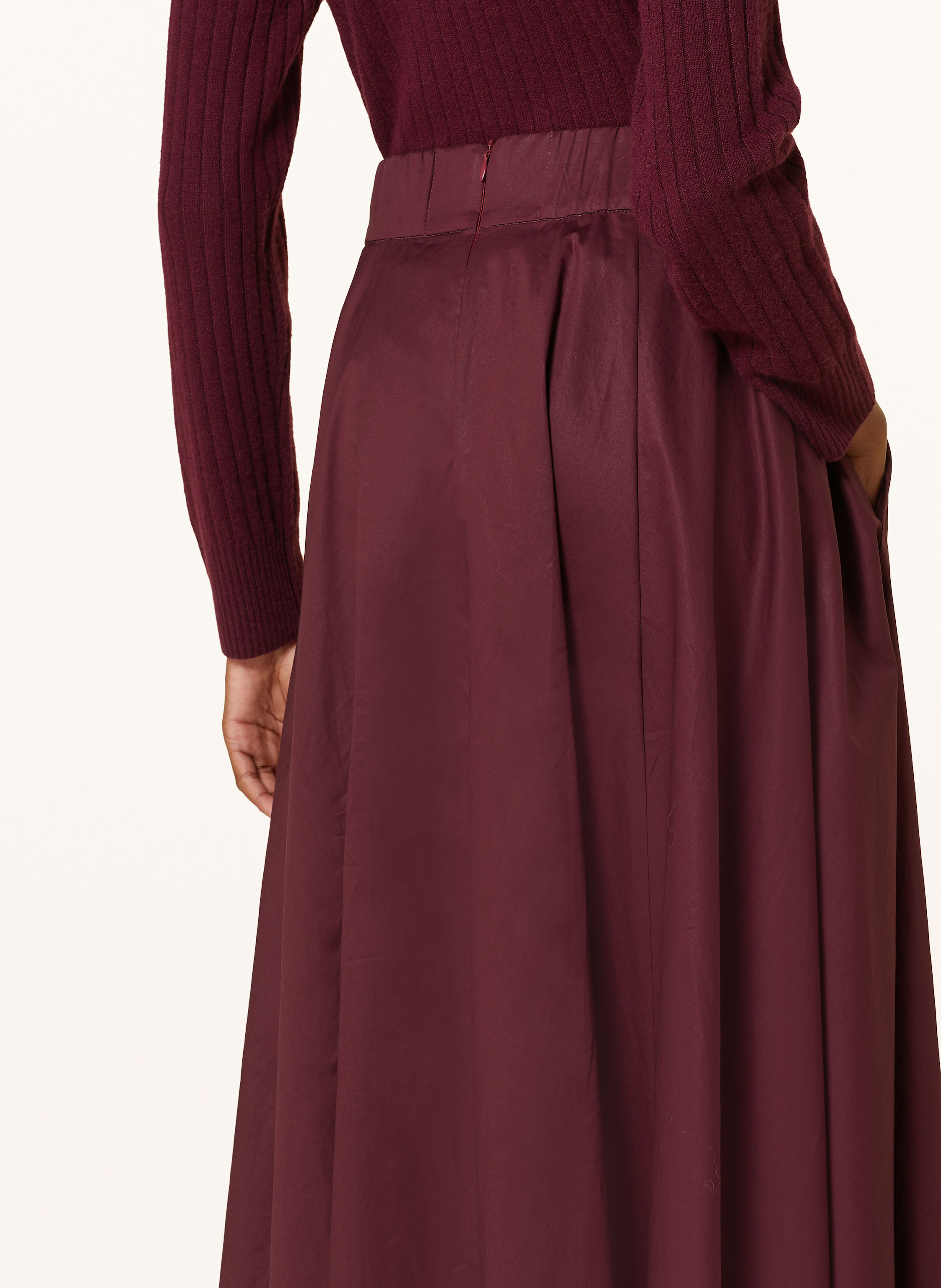 Thumbnail - Riani Rock rot