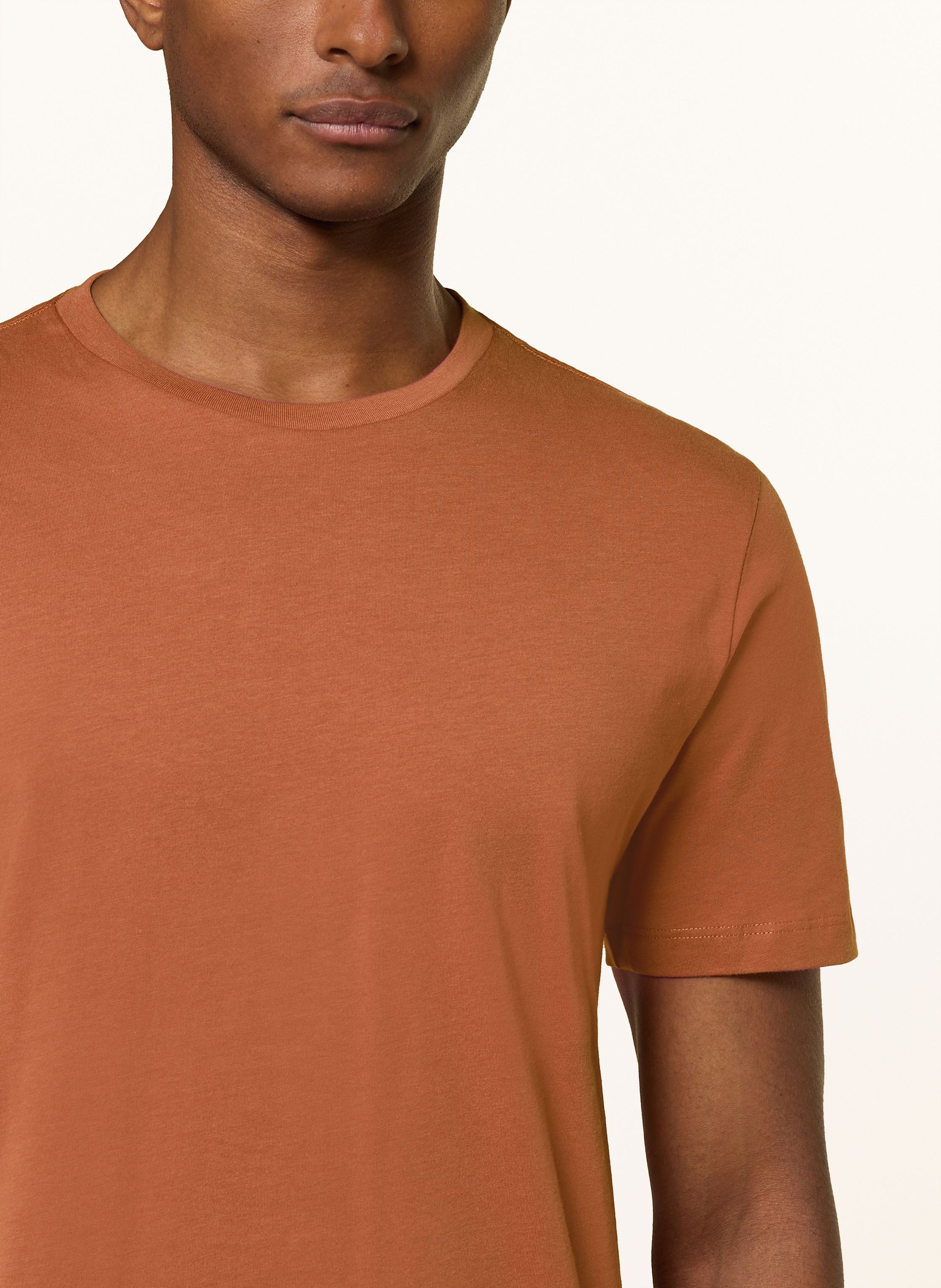 Thumbnail - Reiss T-Shirt Bless rosa