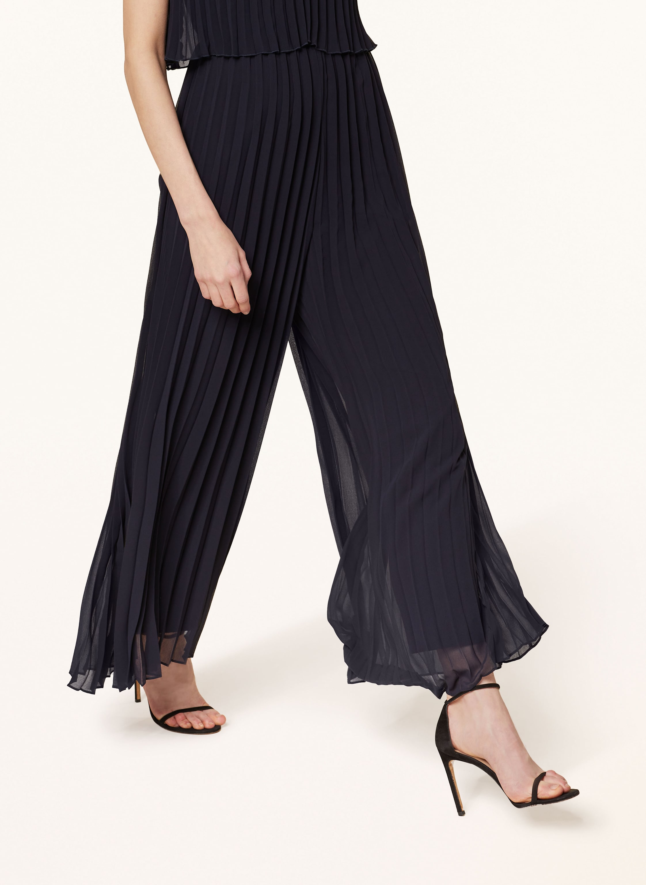 Thumbnail - Apart Jumpsuit Mit Plissees blau